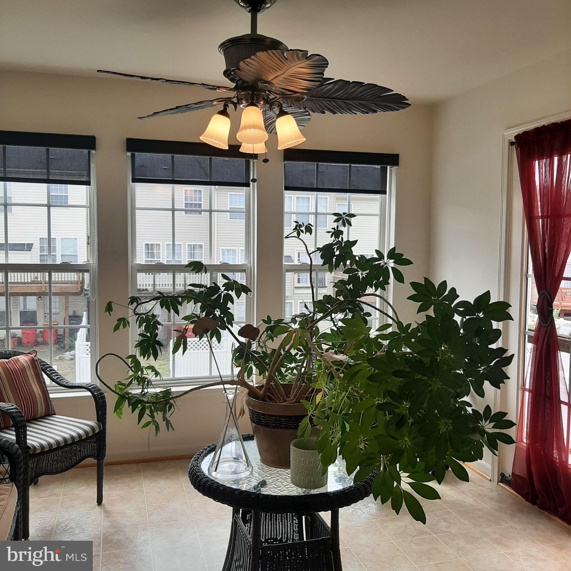 LAKELAND PLACE - Residential Lease