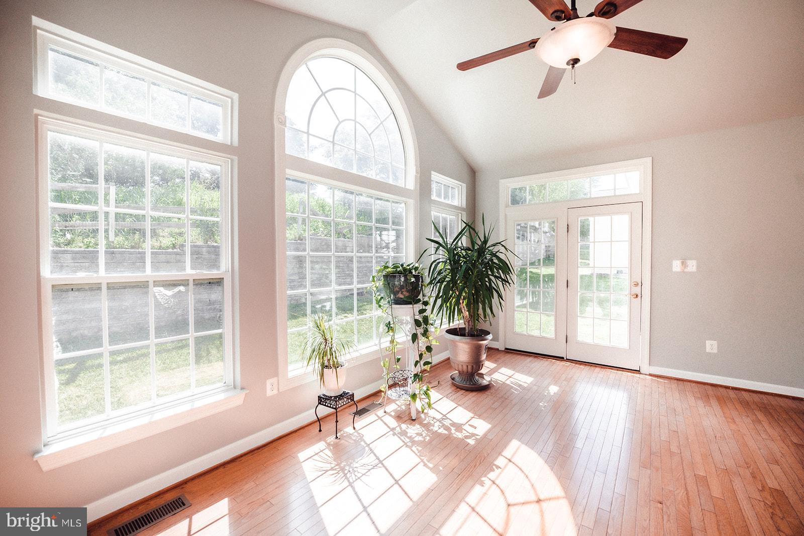 GALYN MANOR - Residential