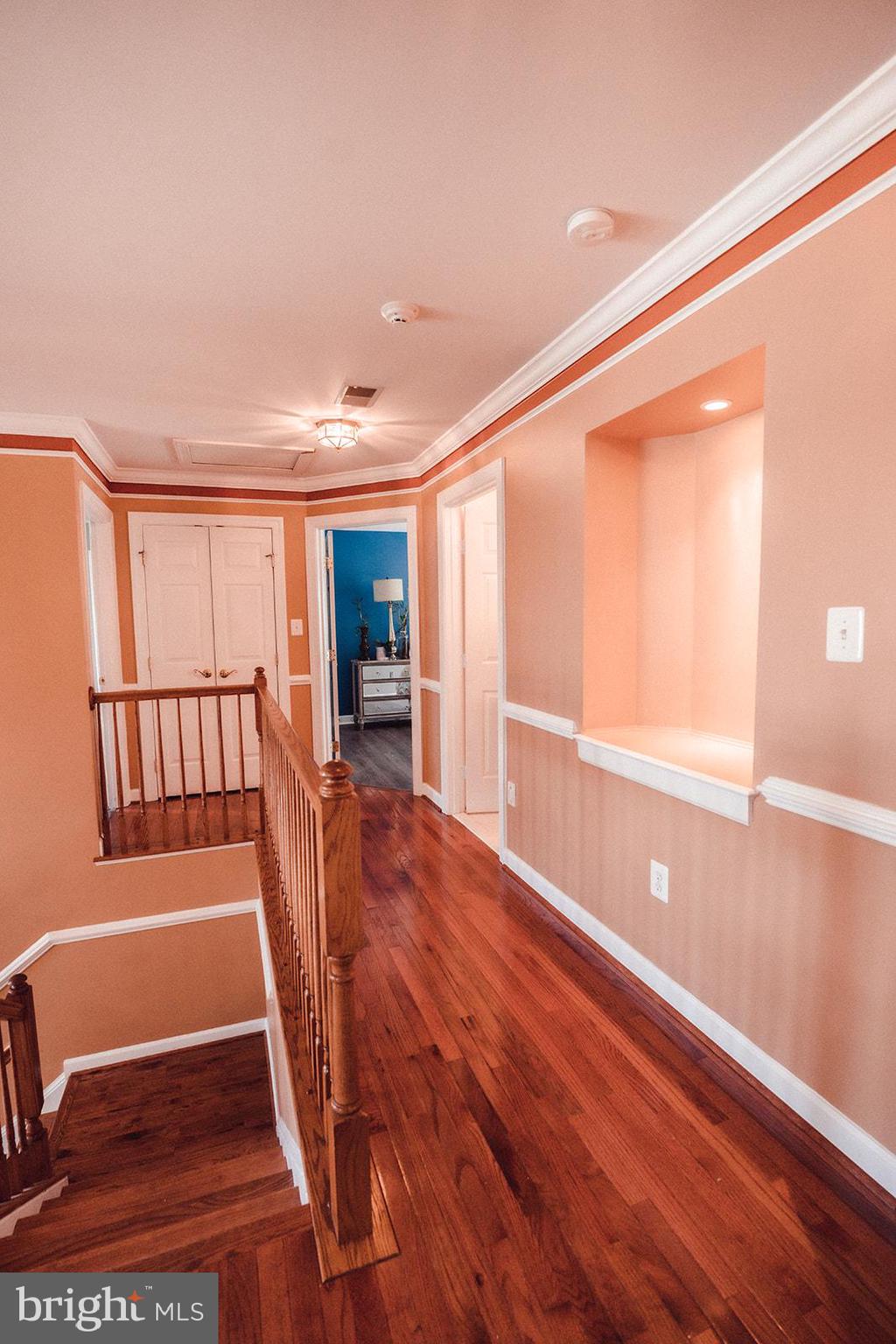 GALYN MANOR - Residential