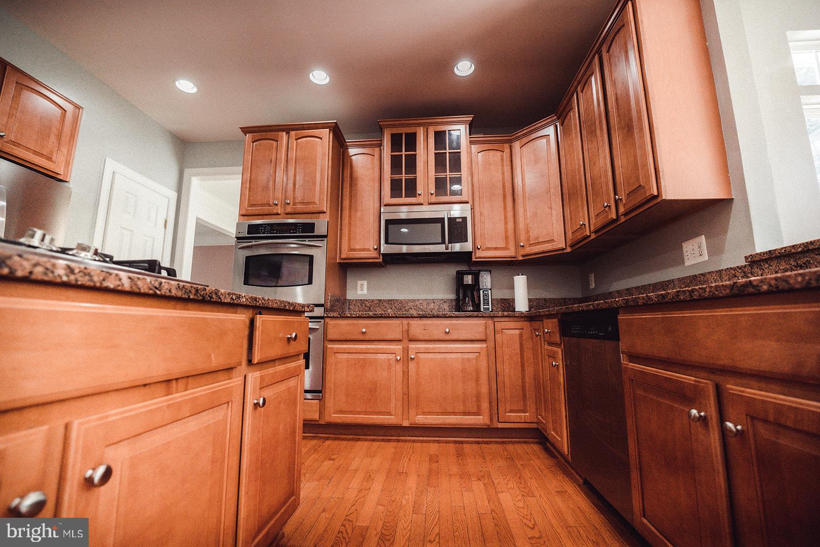 GALYN MANOR - Residential