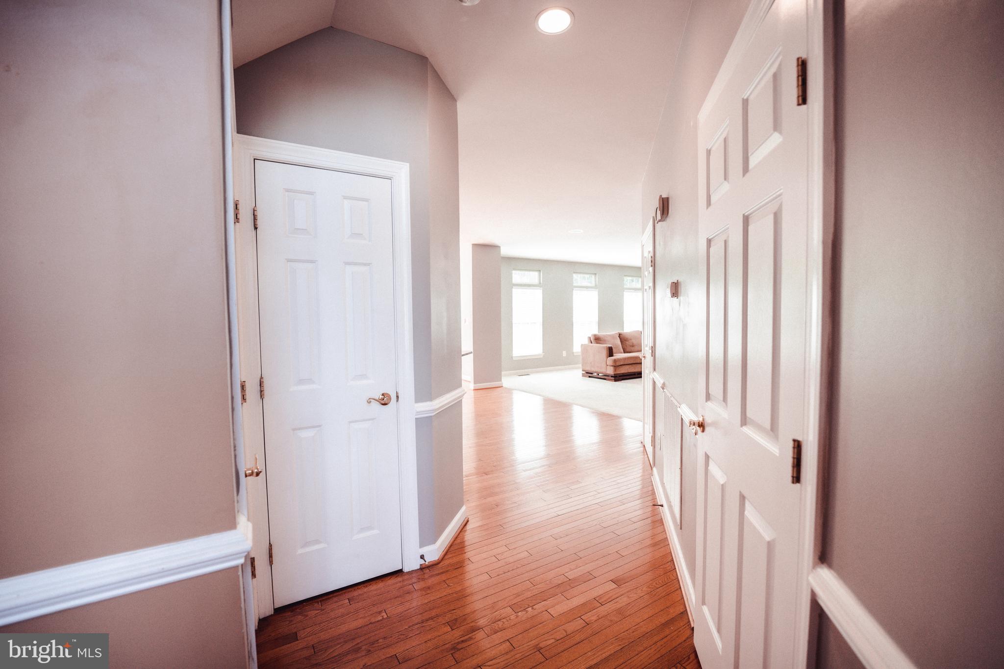 GALYN MANOR - Residential