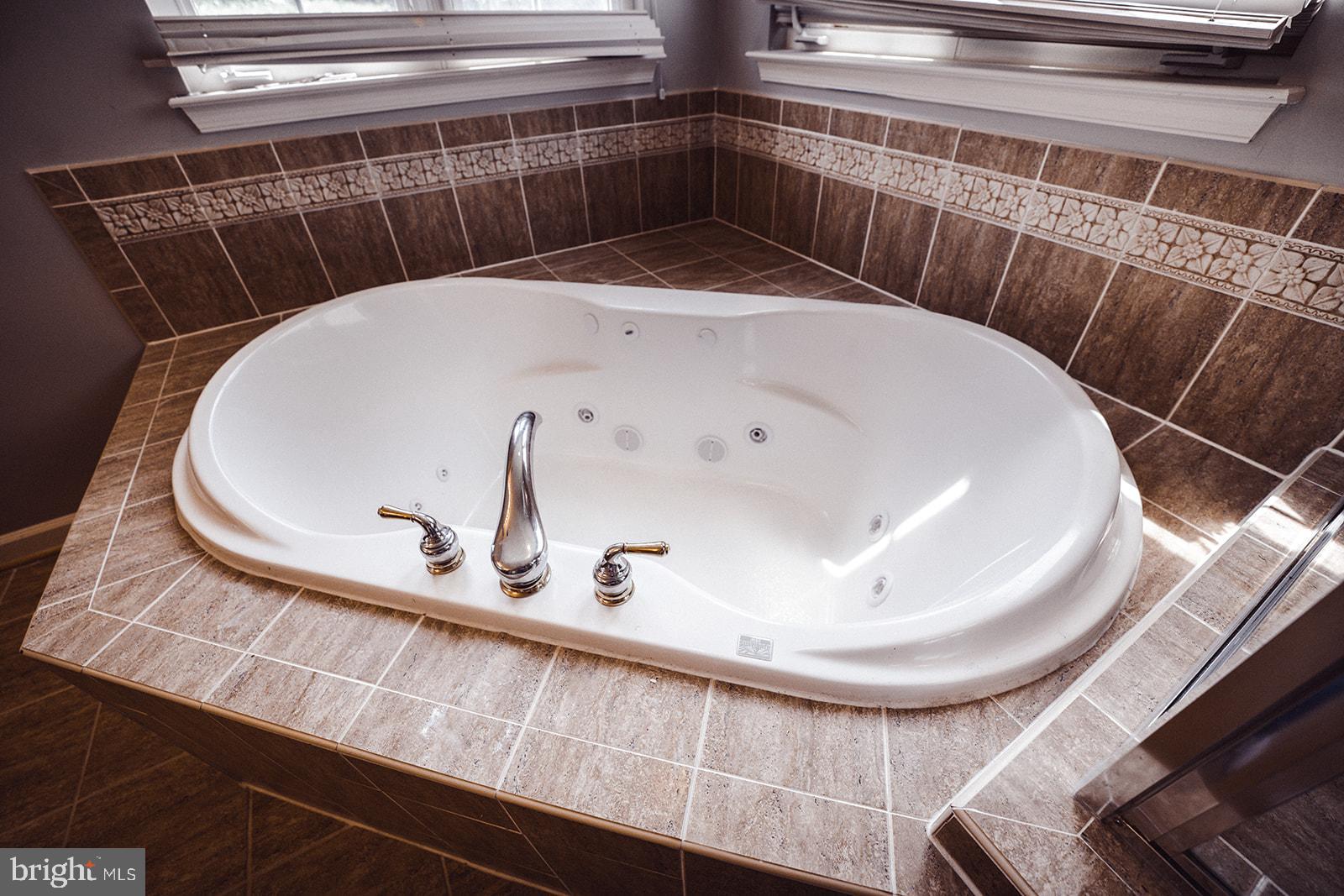 GALYN MANOR - Residential