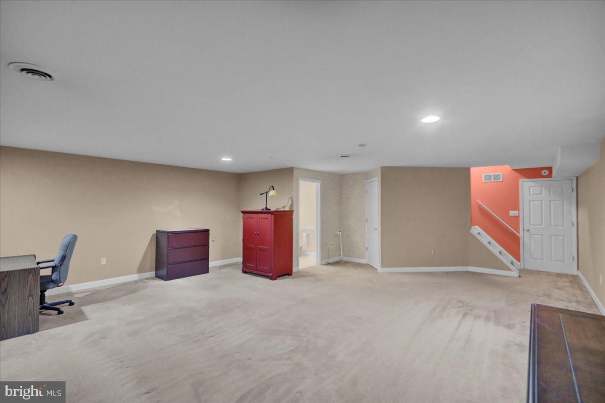 WYOMISSING COURT - Residential