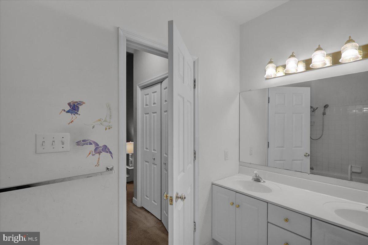 WYOMISSING COURT - Residential