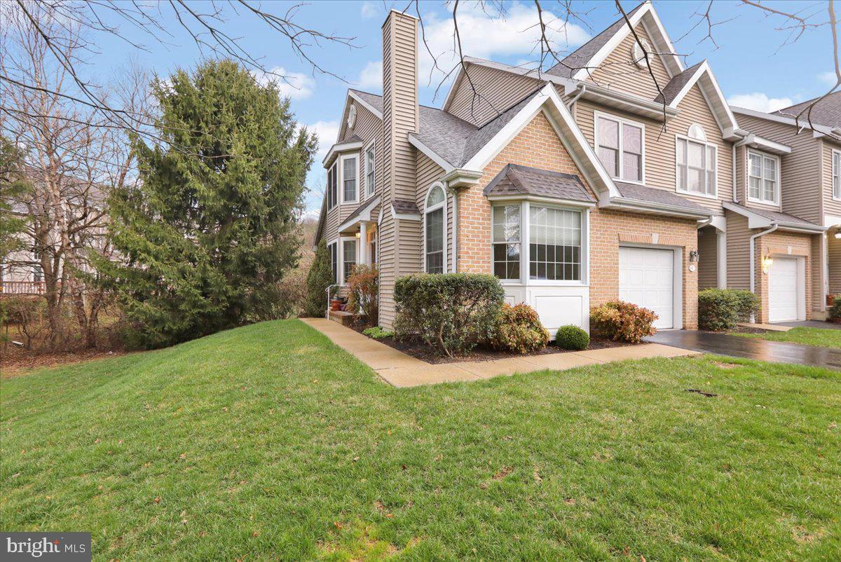 WYOMISSING COURT - Residential
