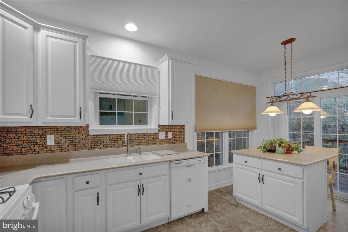 WYOMISSING COURT - Residential