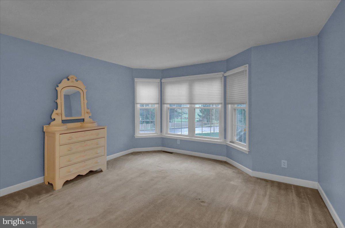 WYOMISSING COURT - Residential