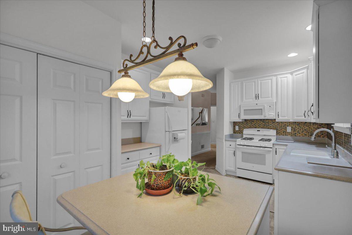 WYOMISSING COURT - Residential