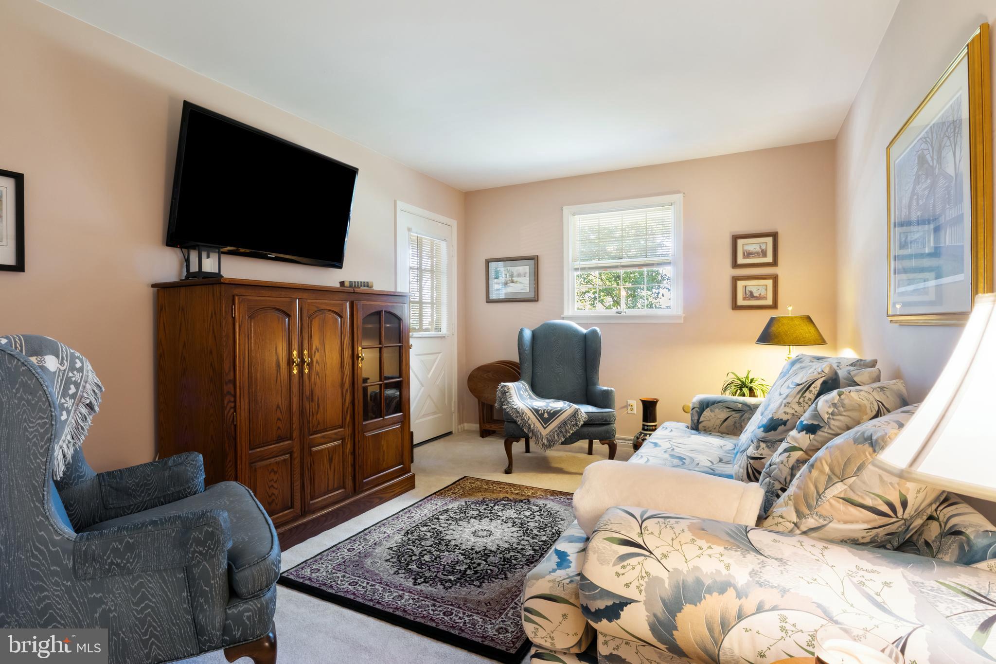 NORTH HOPEWELL - Residential