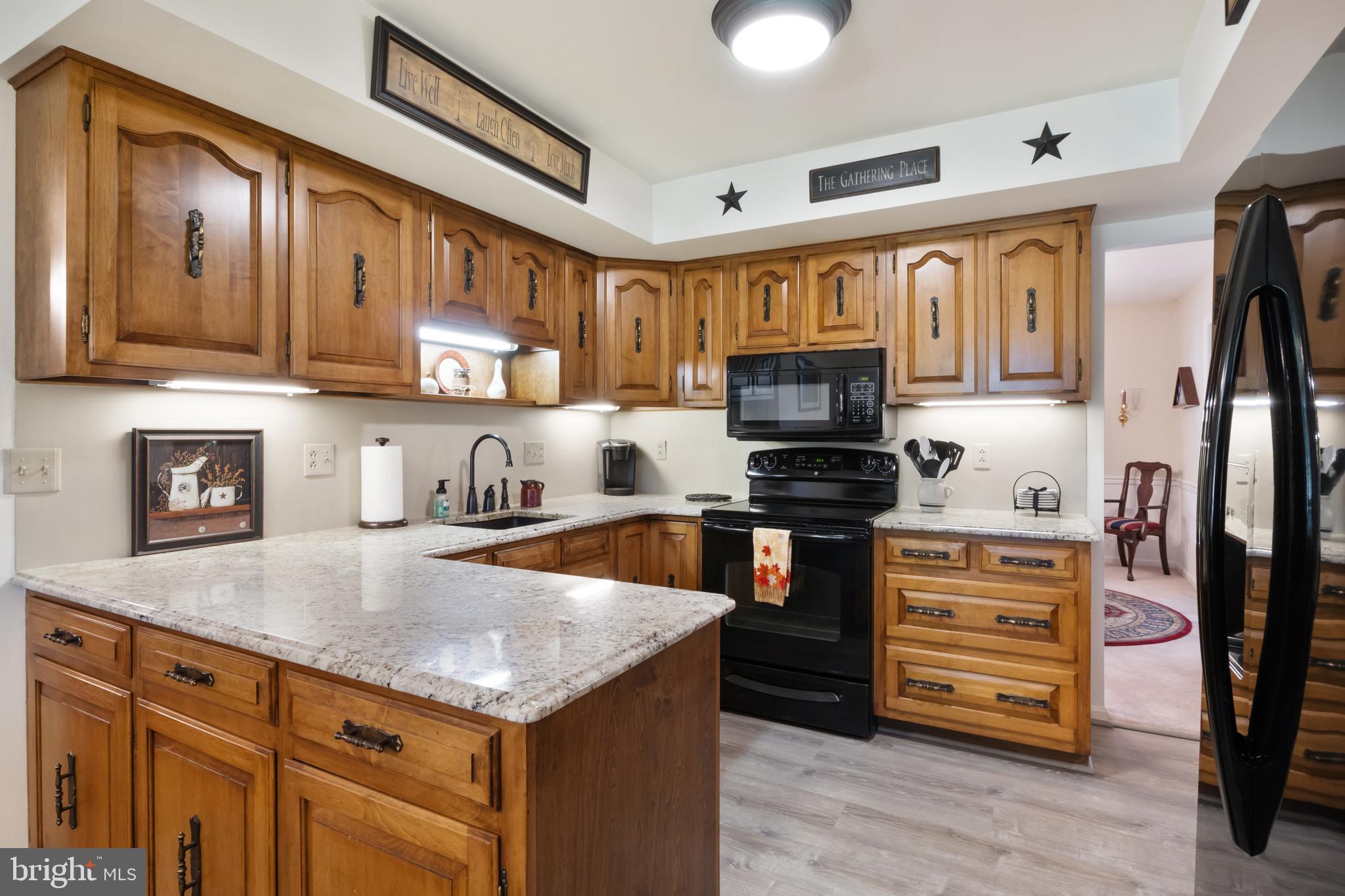 NORTH HOPEWELL - Residential