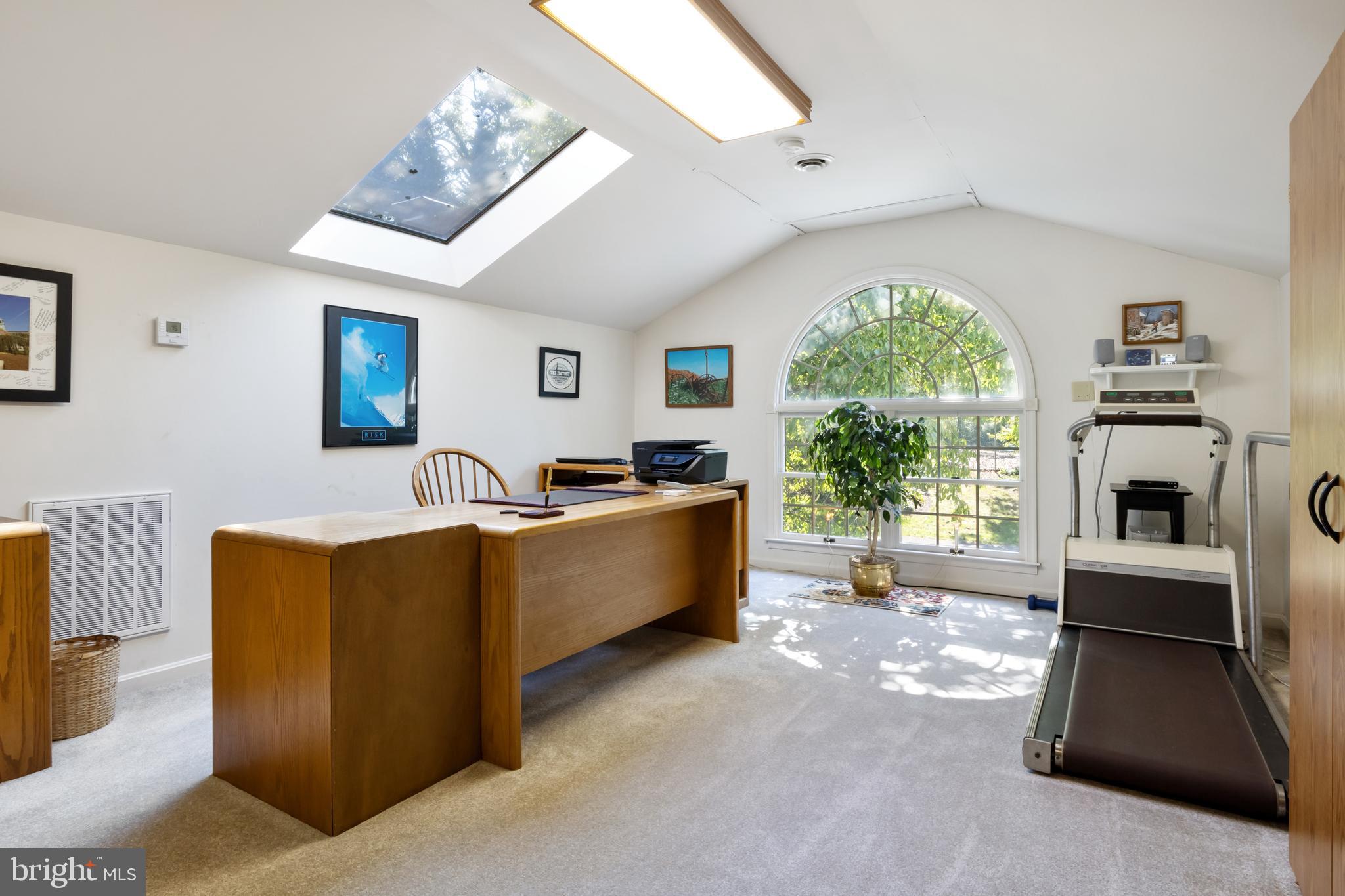 NORTH HOPEWELL - Residential