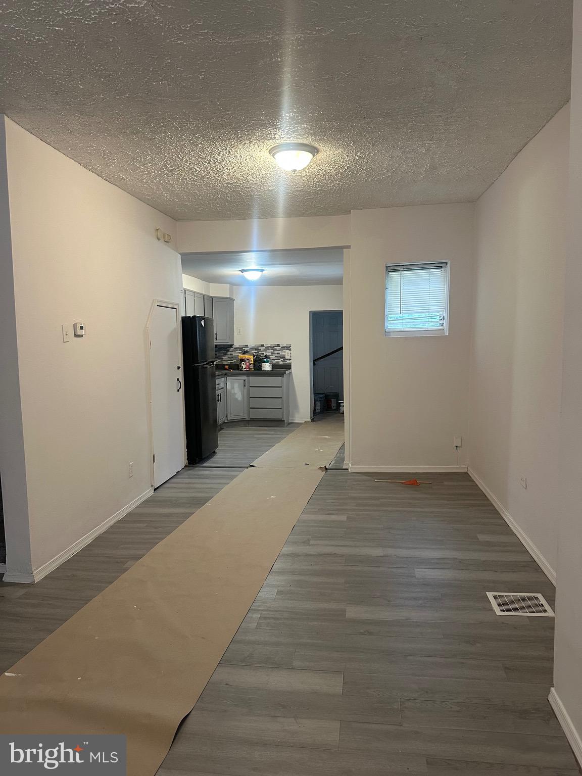 KENSINGTON - Residential