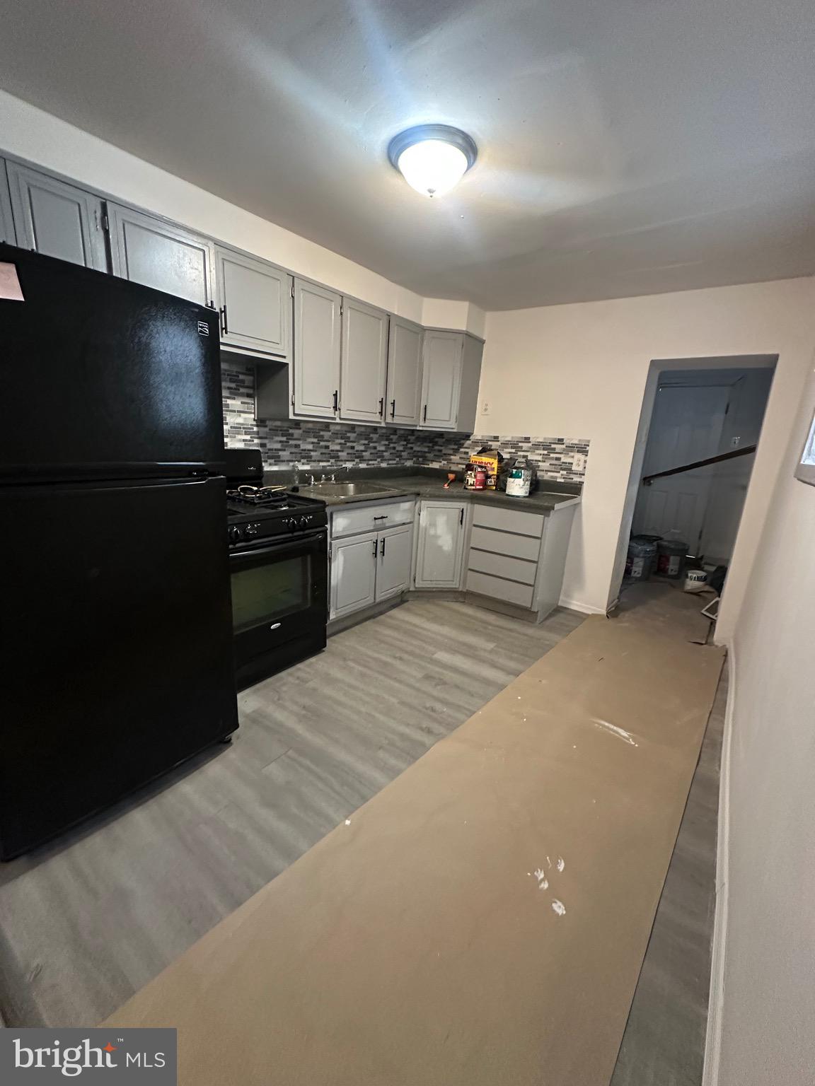 KENSINGTON - Residential