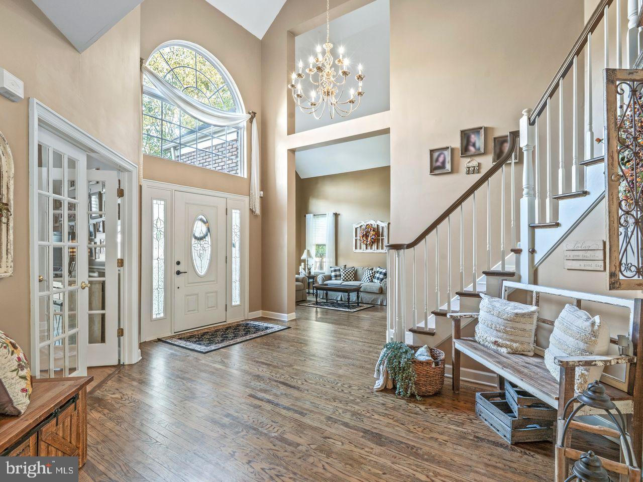 5 BLACK OAK COURT