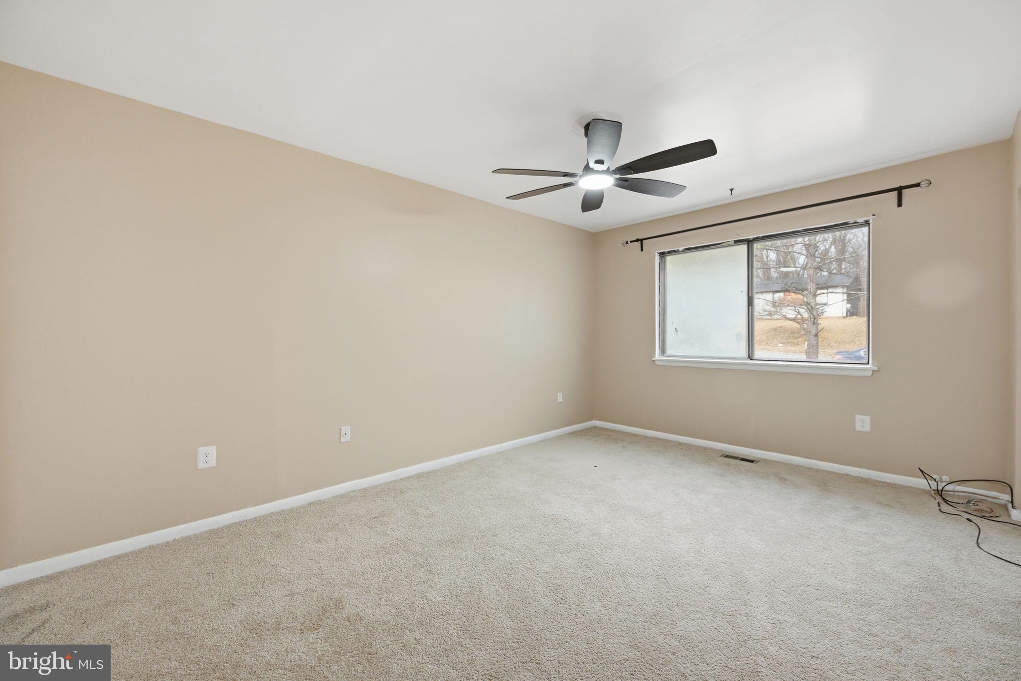 LAUREL - Residential