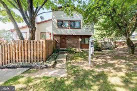 LAUREL - Residential