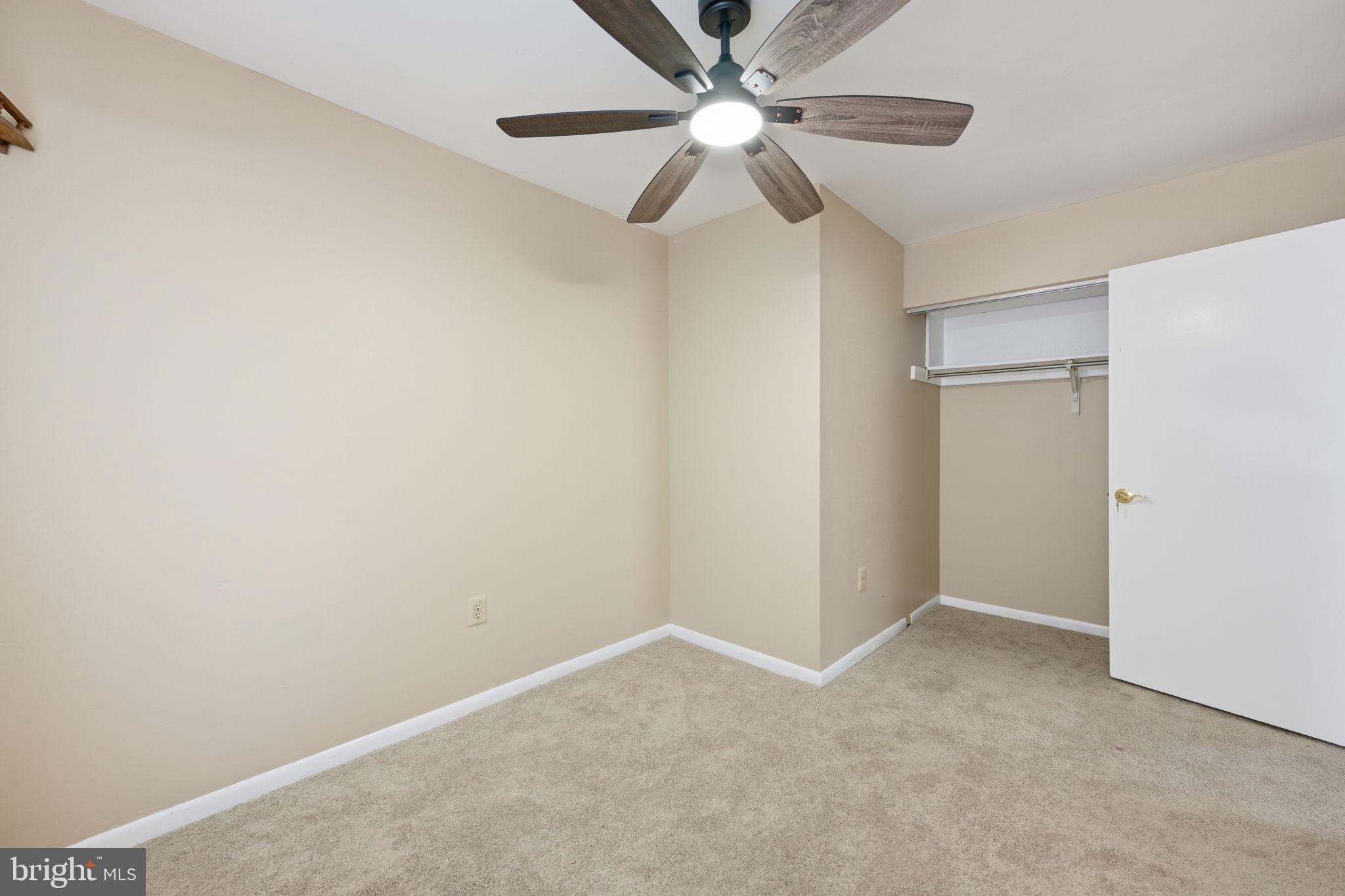 LAUREL - Residential