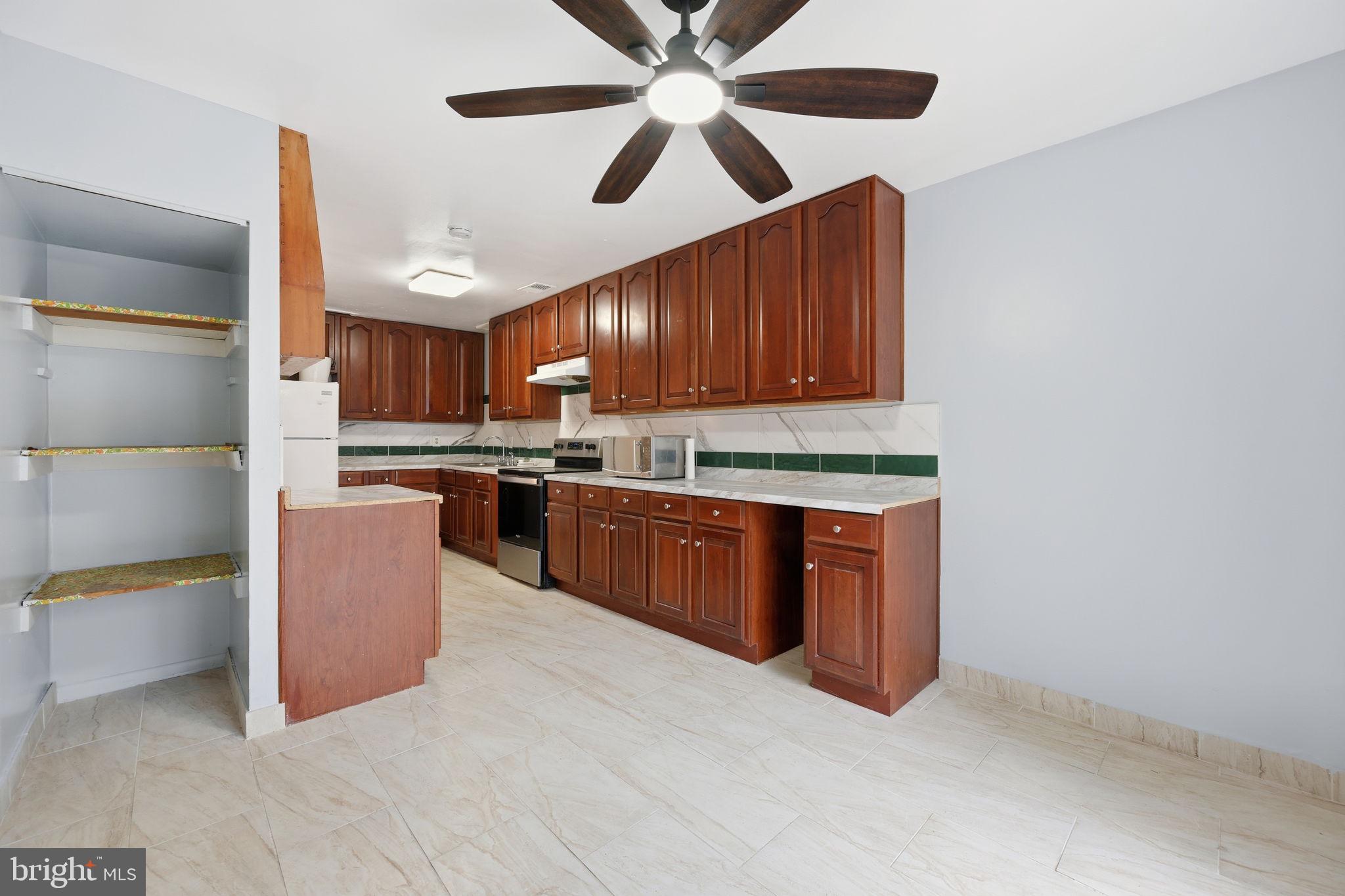 LAUREL - Residential