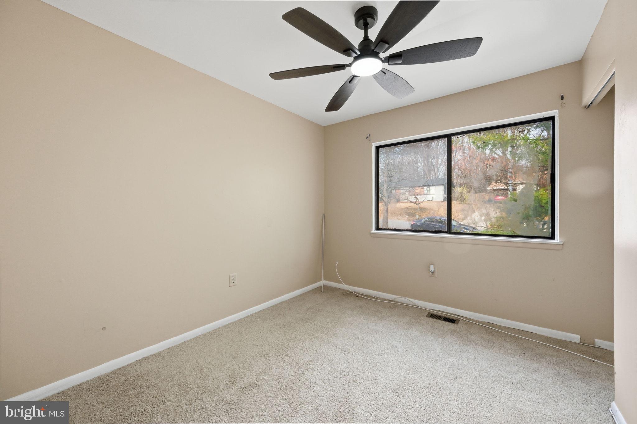 LAUREL - Residential