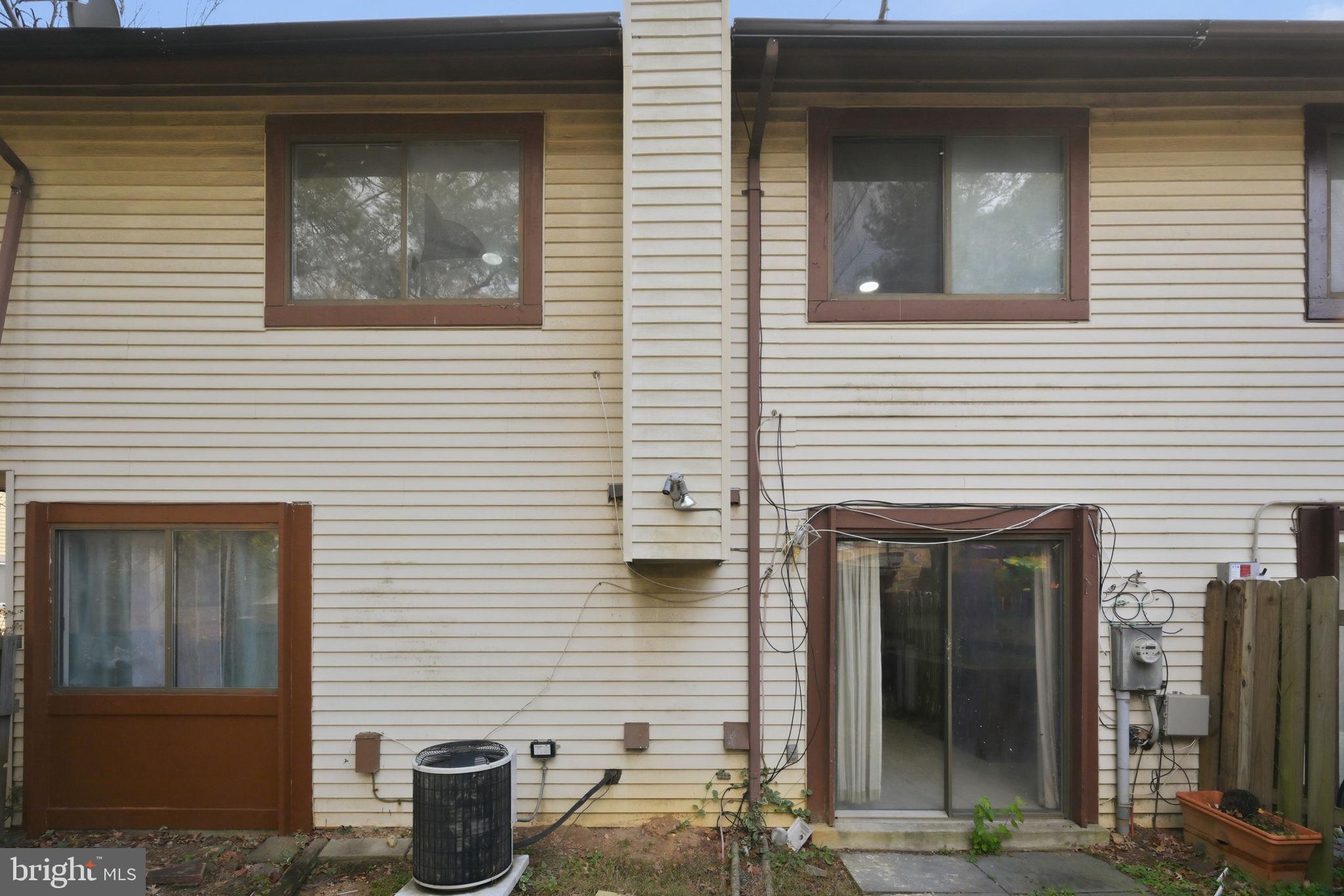 LAUREL - Residential