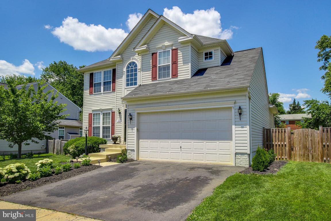 NEW TOWN MEADOWS - Residential