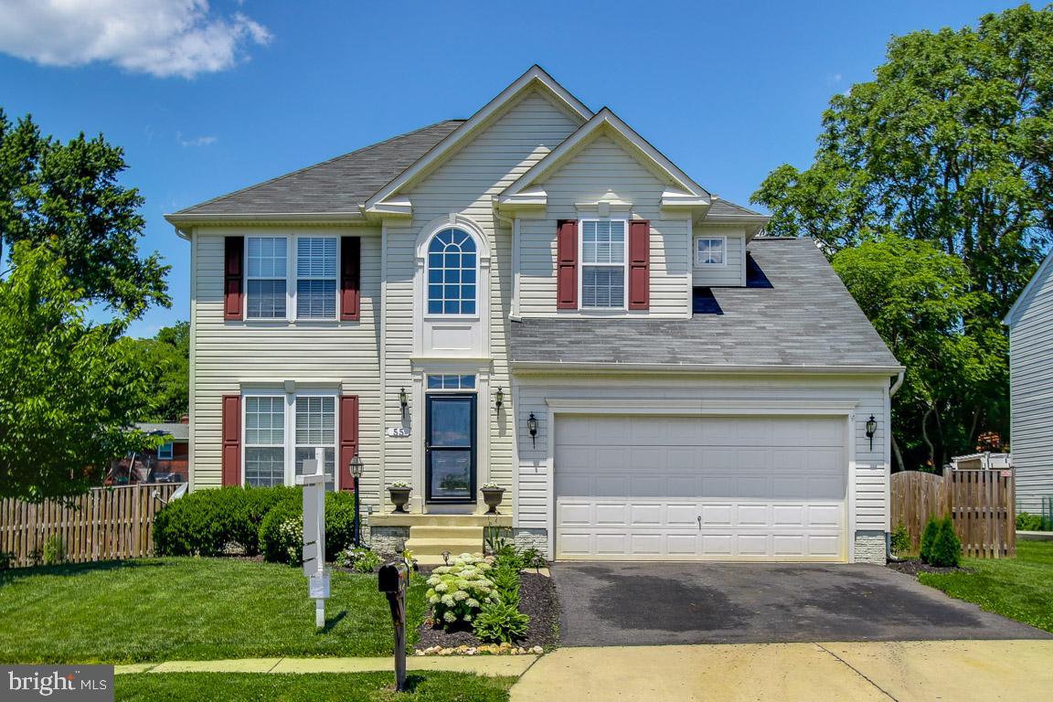 NEW TOWN MEADOWS - Residential