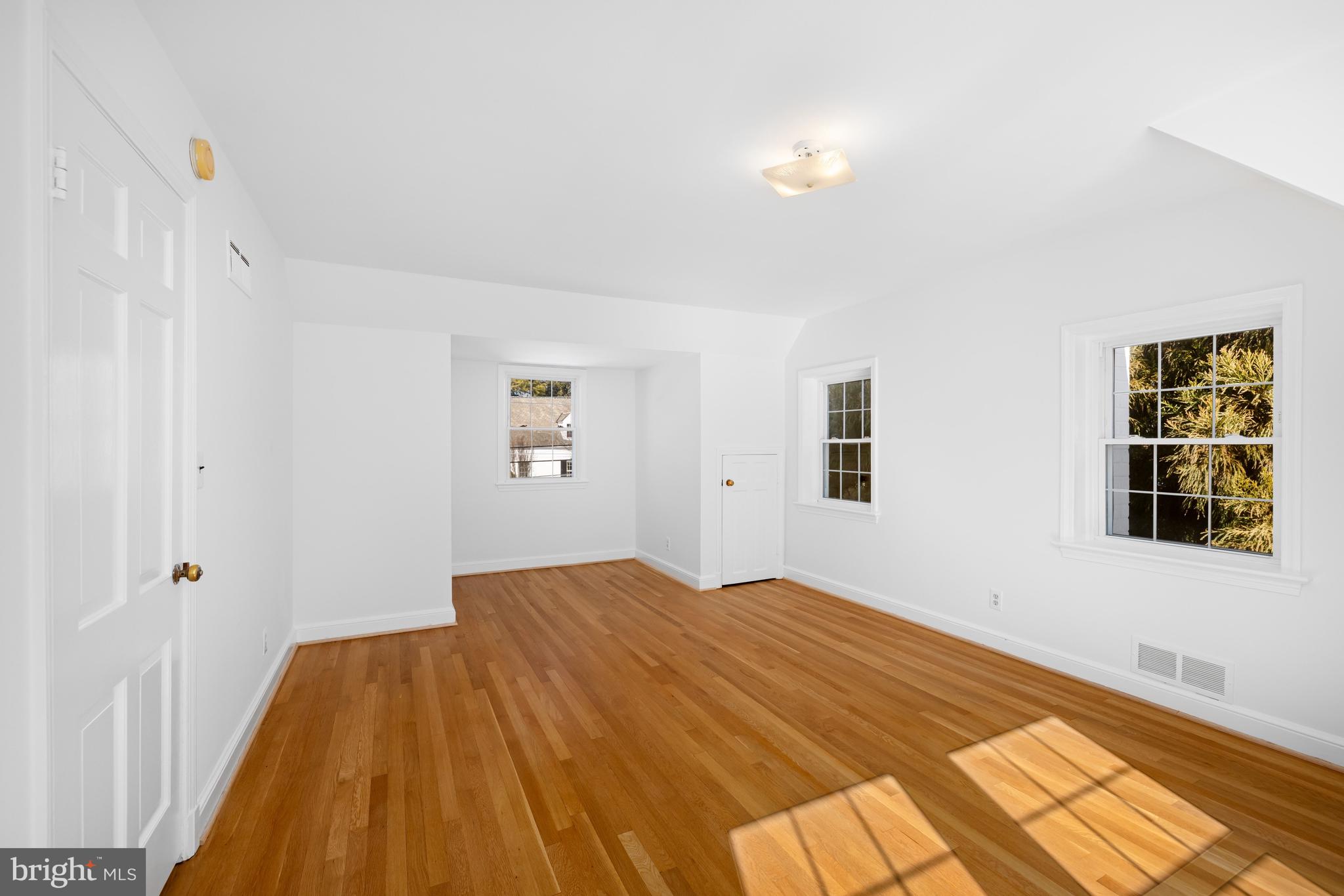 THE HAMLET - Residential