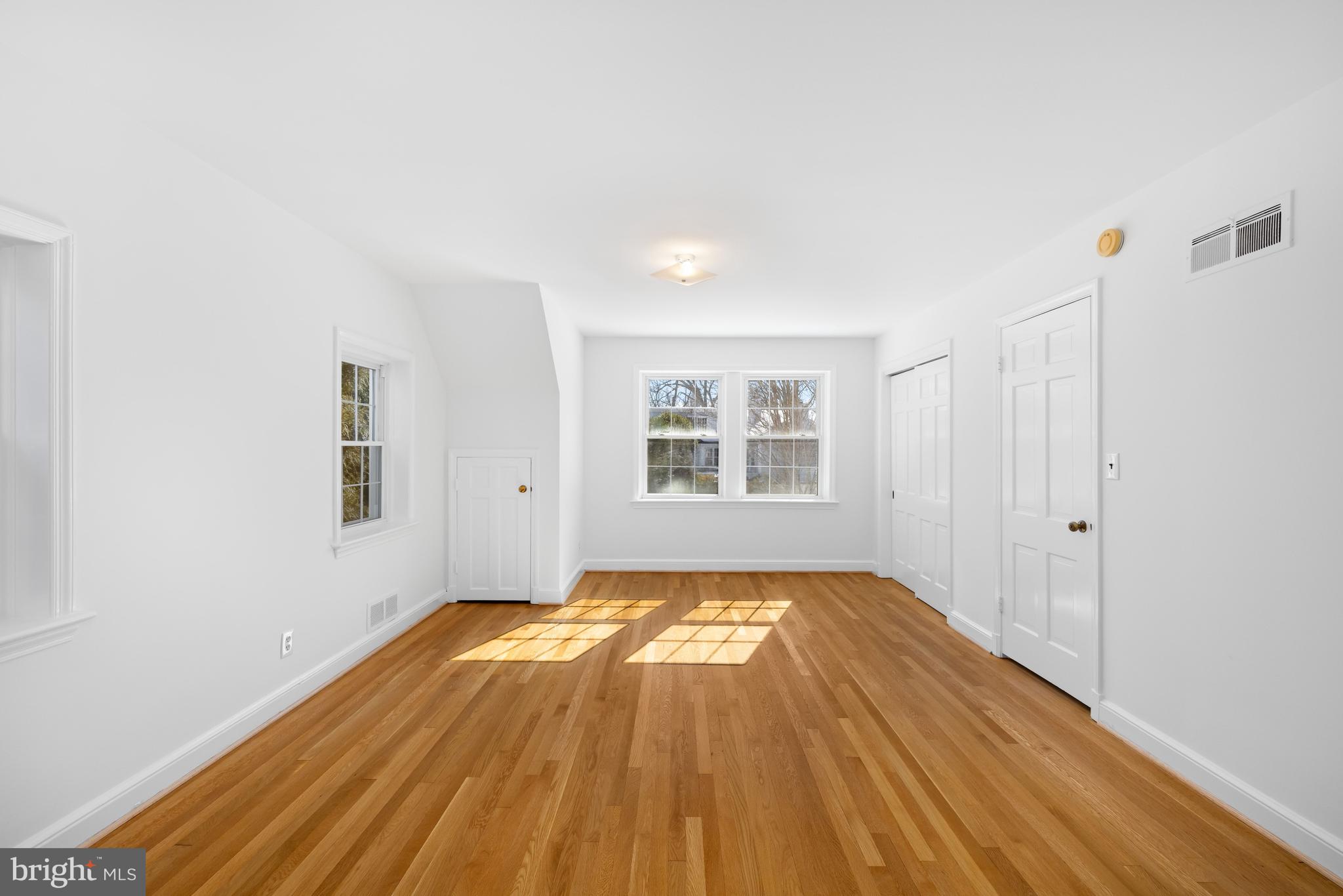 THE HAMLET - Residential