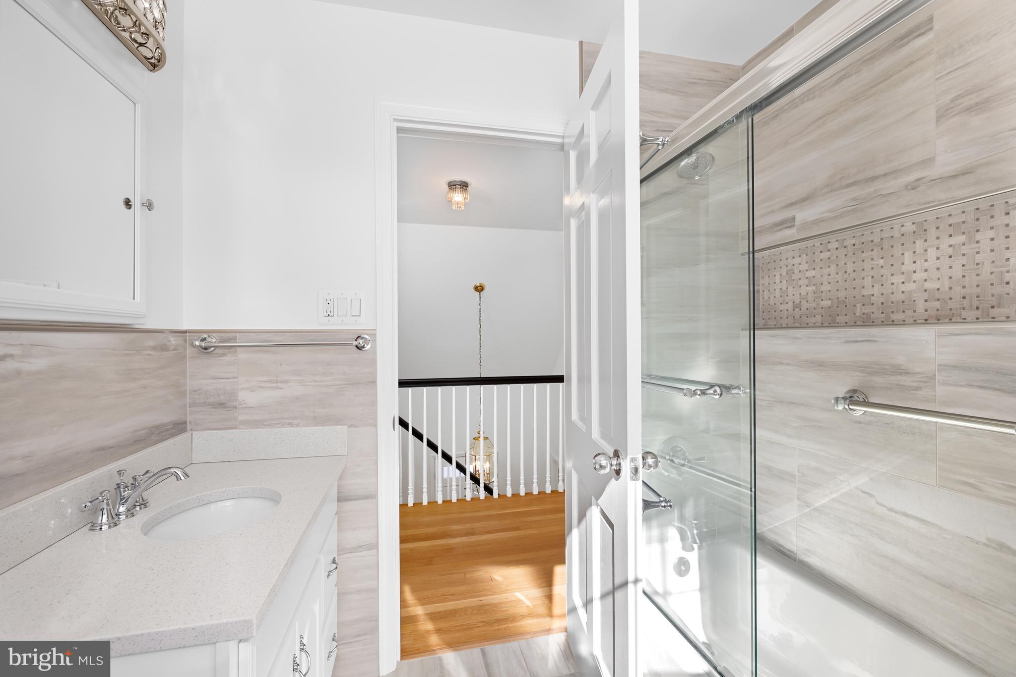 THE HAMLET - Residential