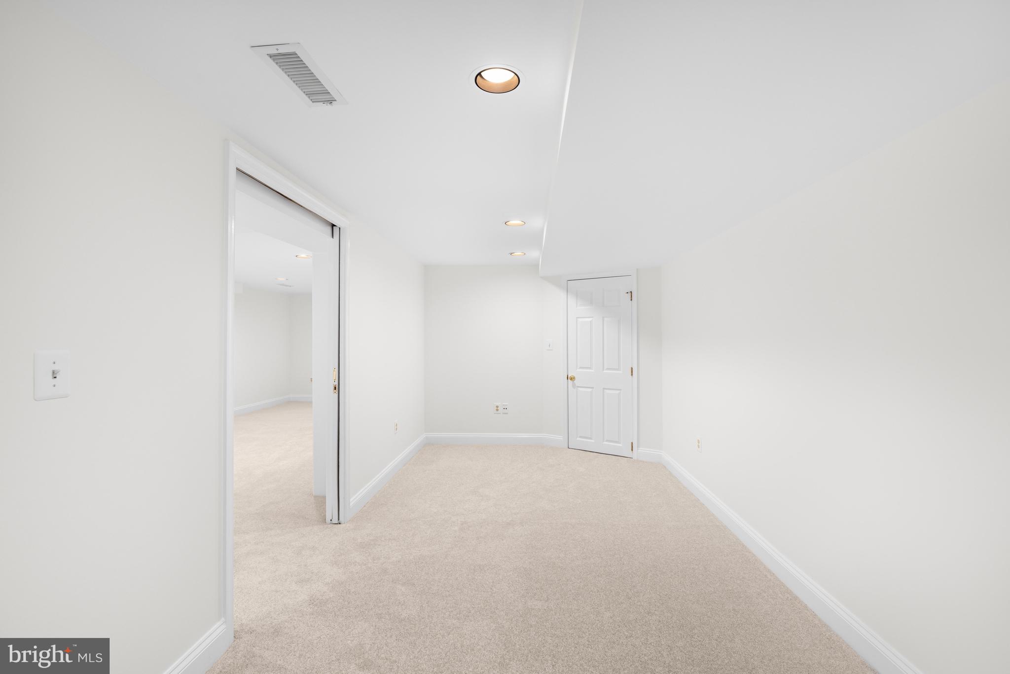 THE HAMLET - Residential