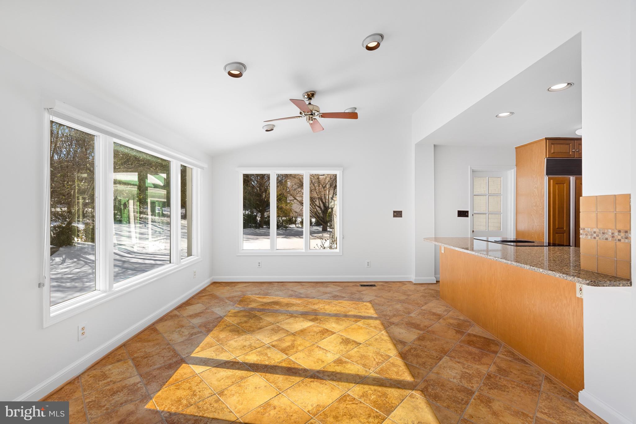 THE HAMLET - Residential