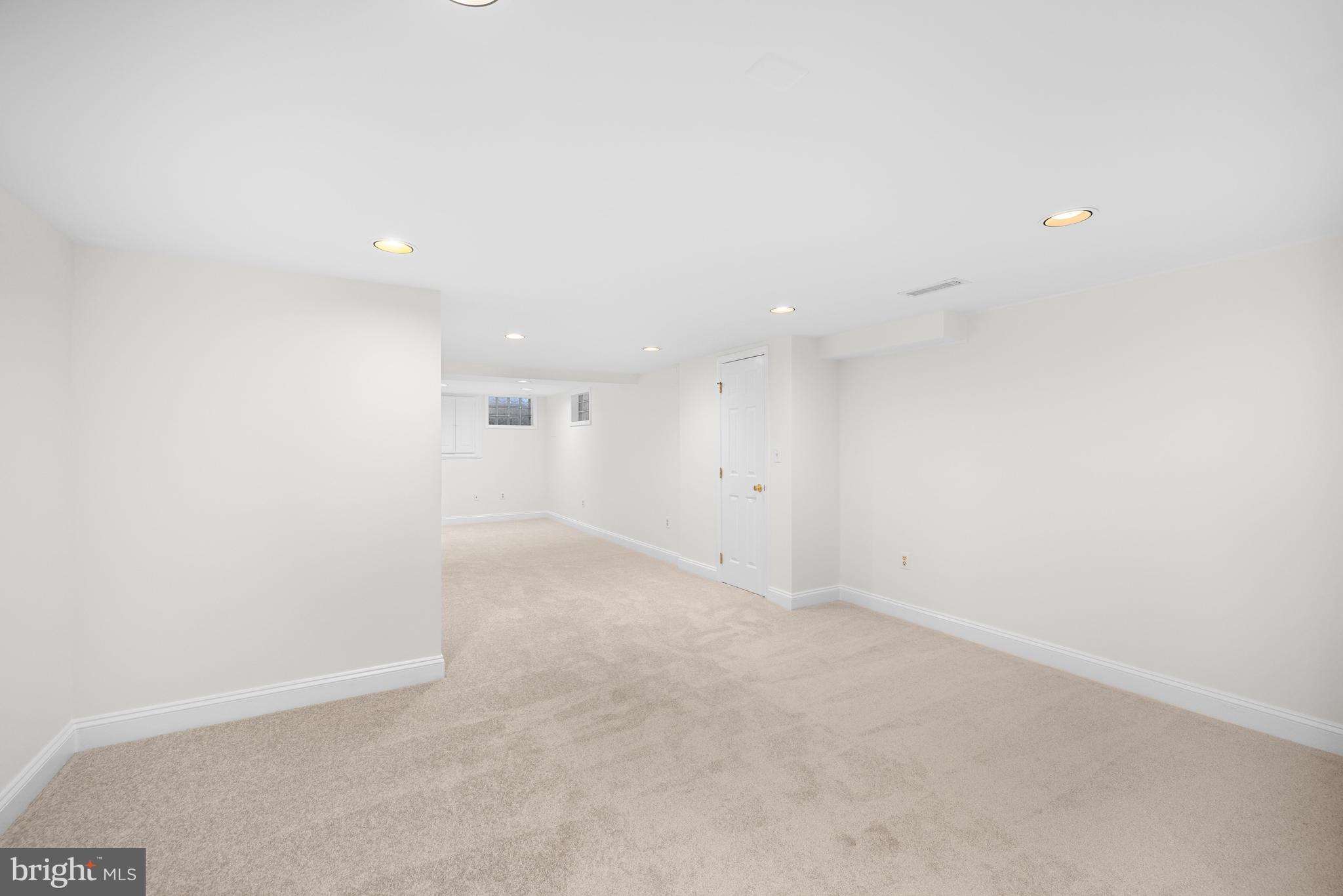 THE HAMLET - Residential