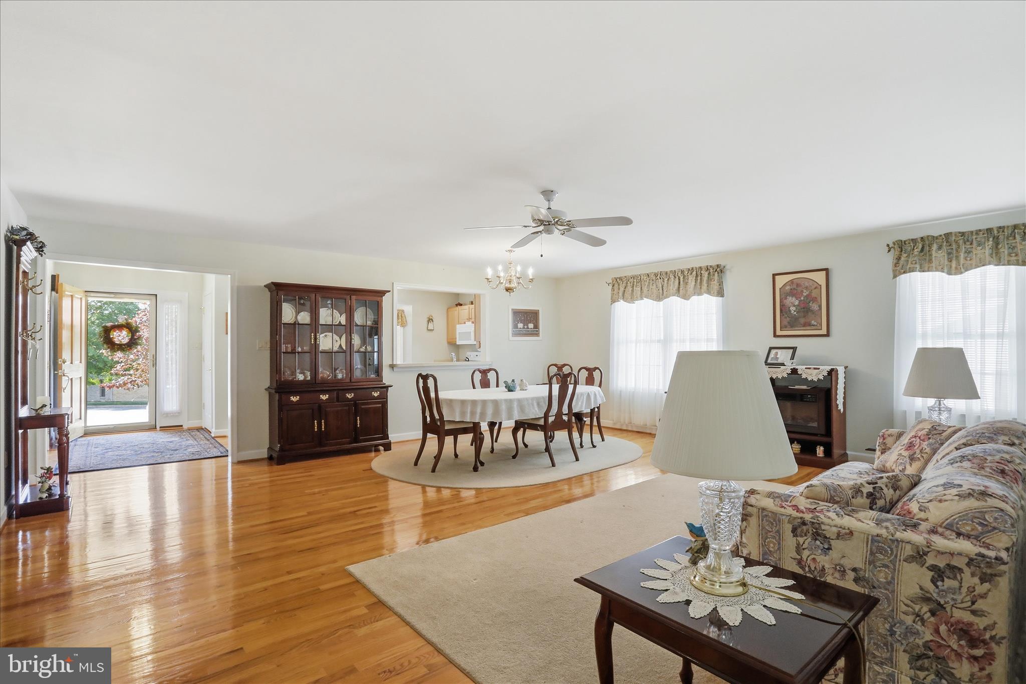 621 KESTREL COURT