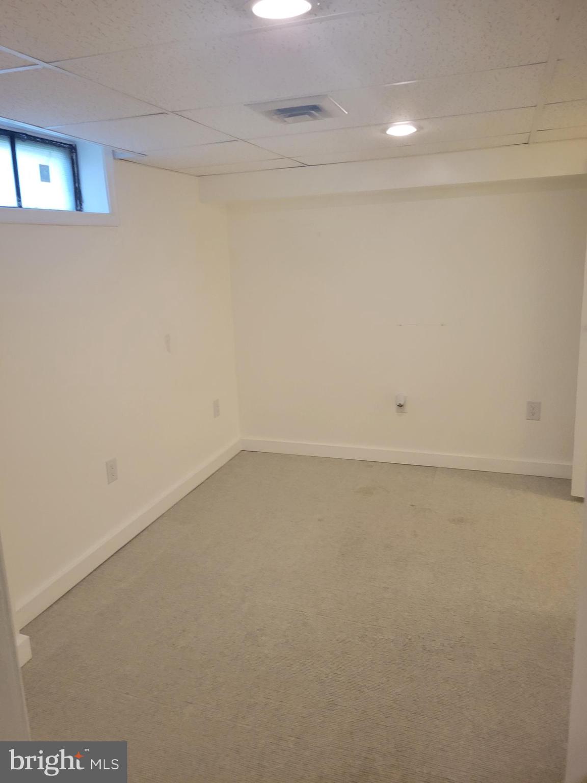 VEIRS MILL VILLAGE - Residential