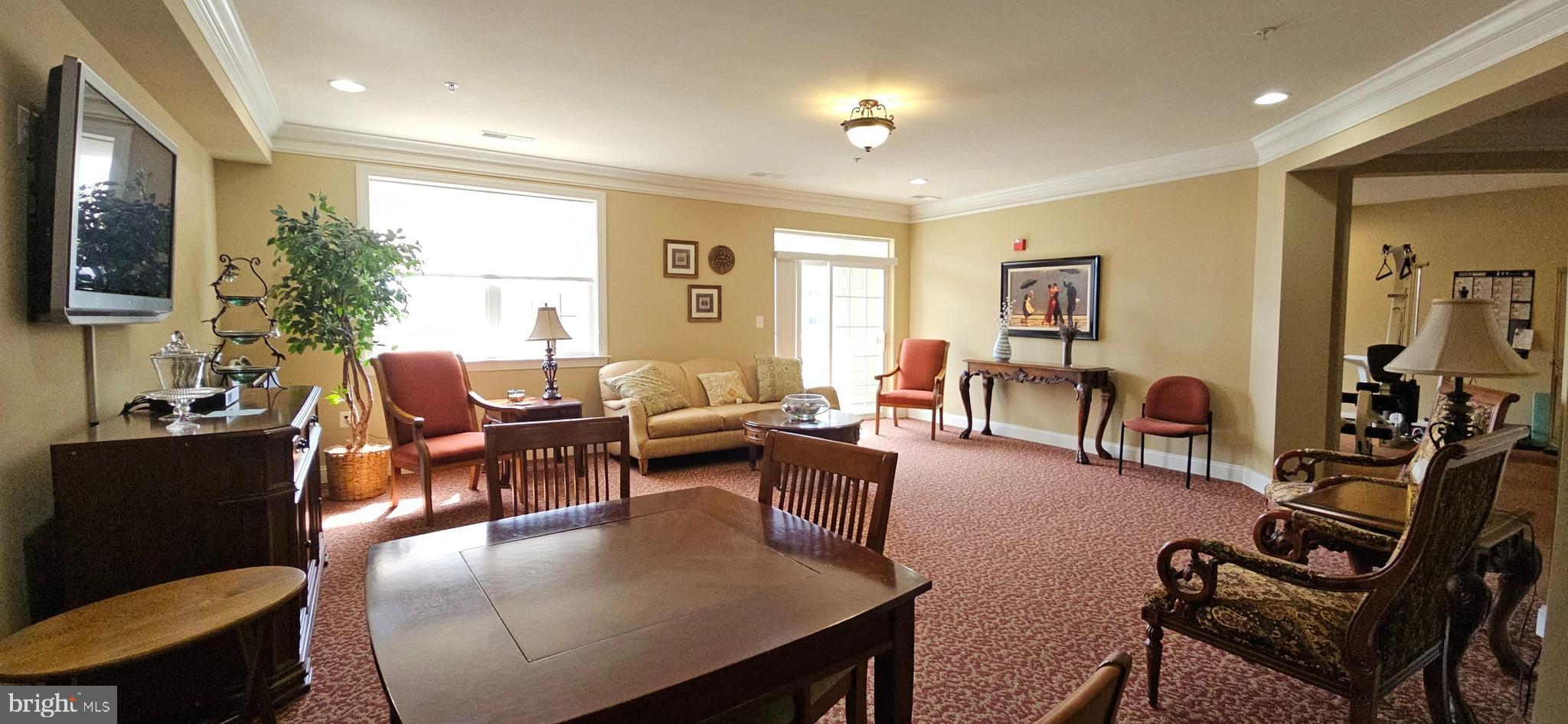 MACPHAIL WOODS - Residential