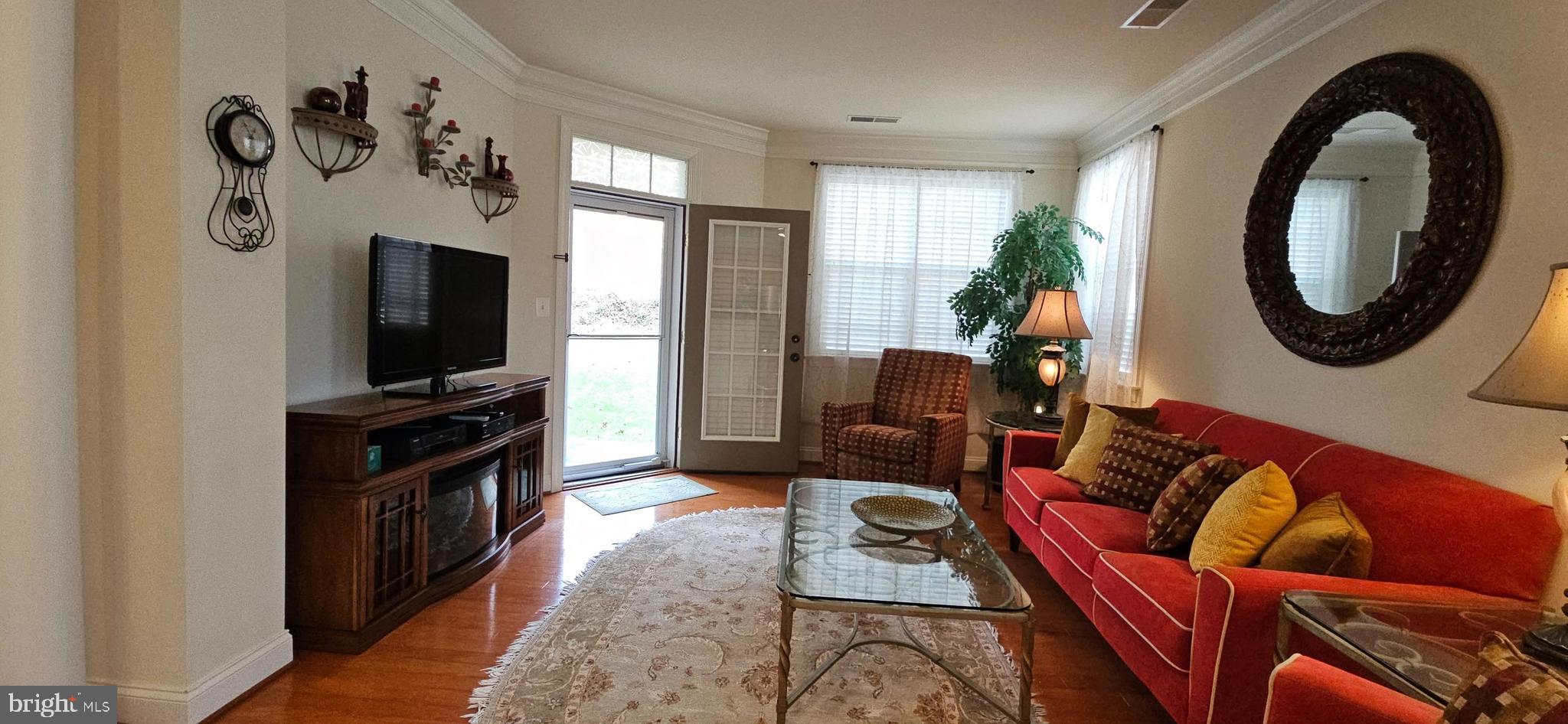 MACPHAIL WOODS - Residential