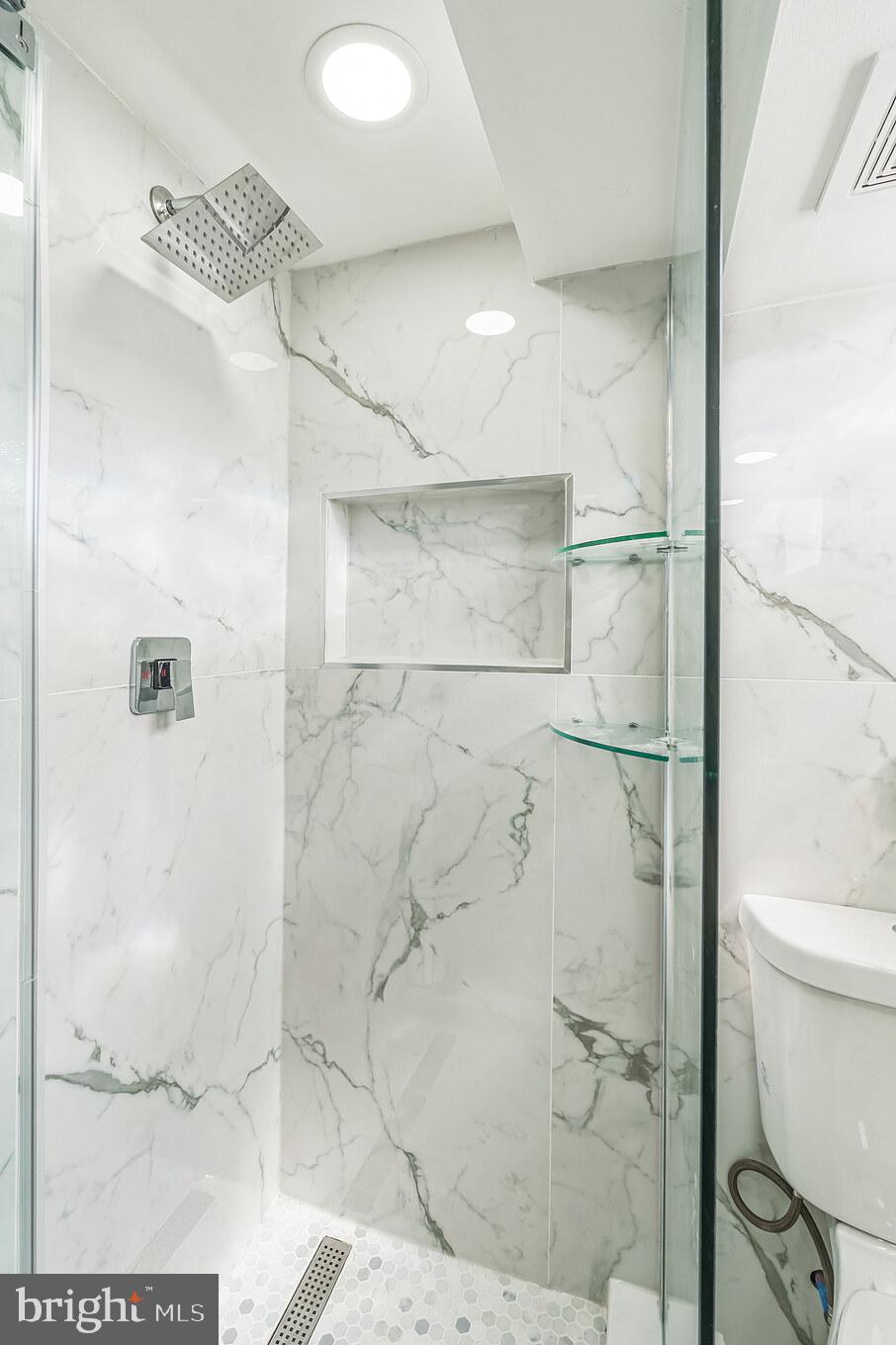 SOMERTON - Residential