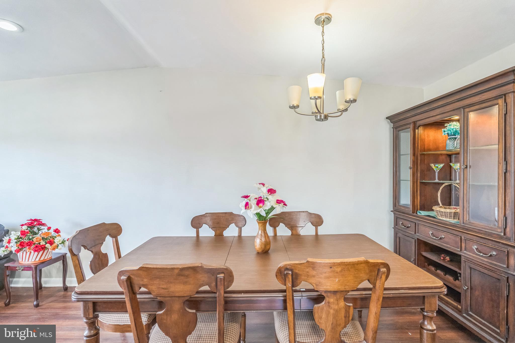 SOMERTON - Residential