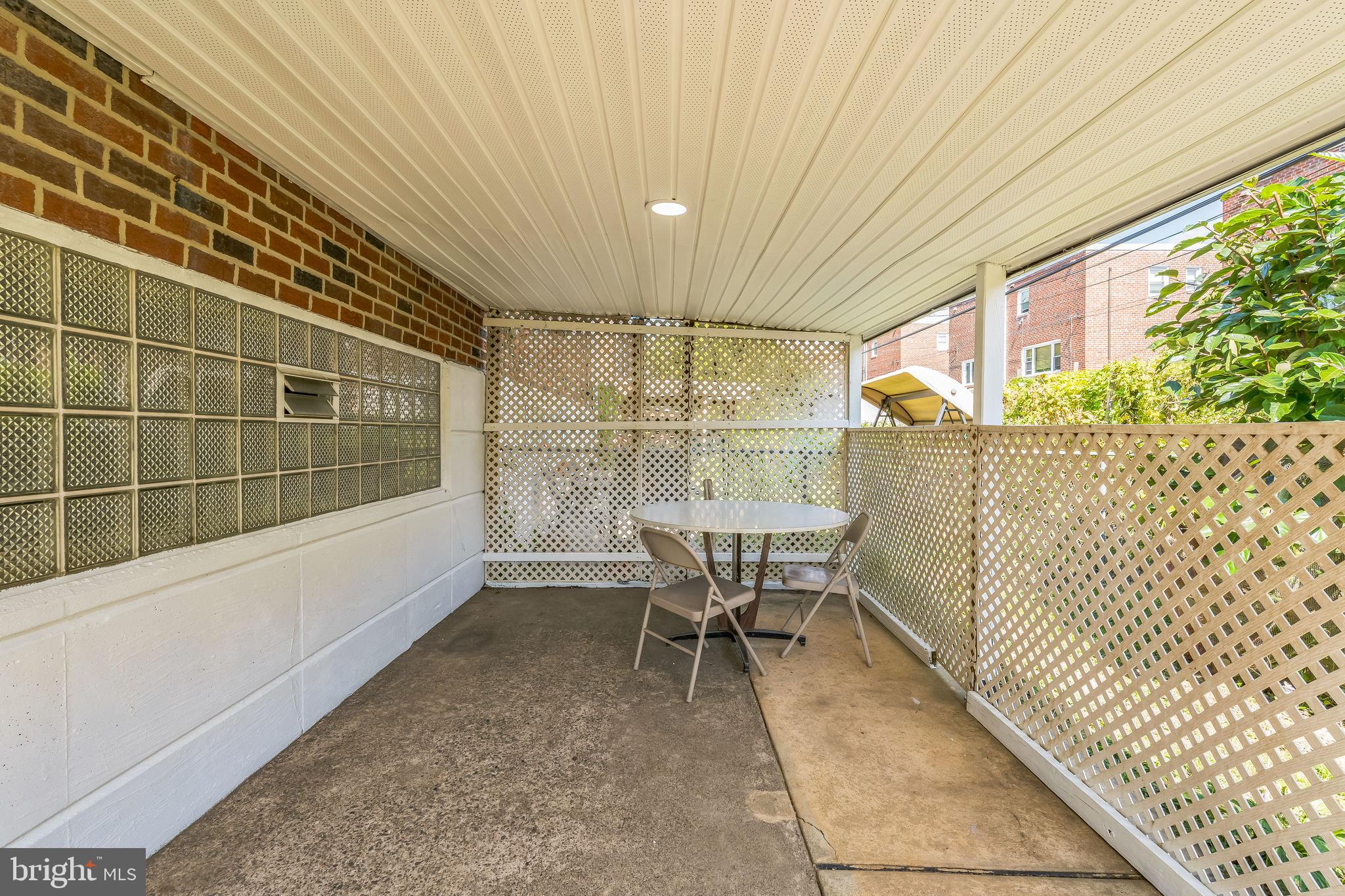 SOMERTON - Residential