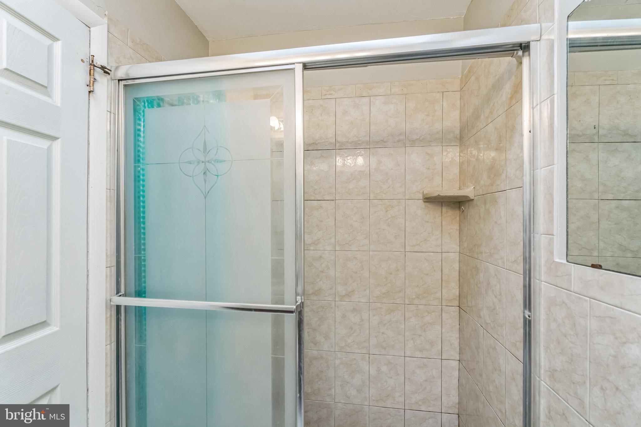 SOMERTON - Residential