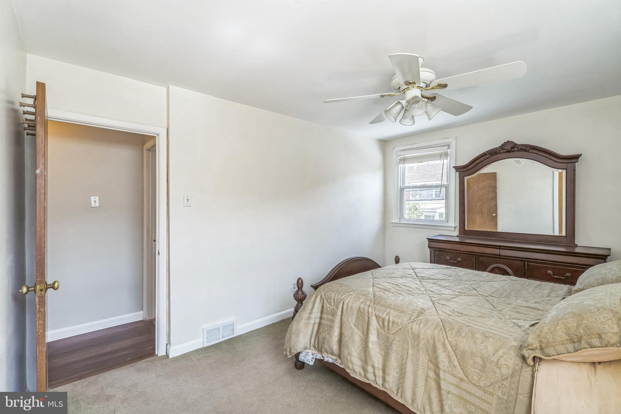 SOMERTON - Residential