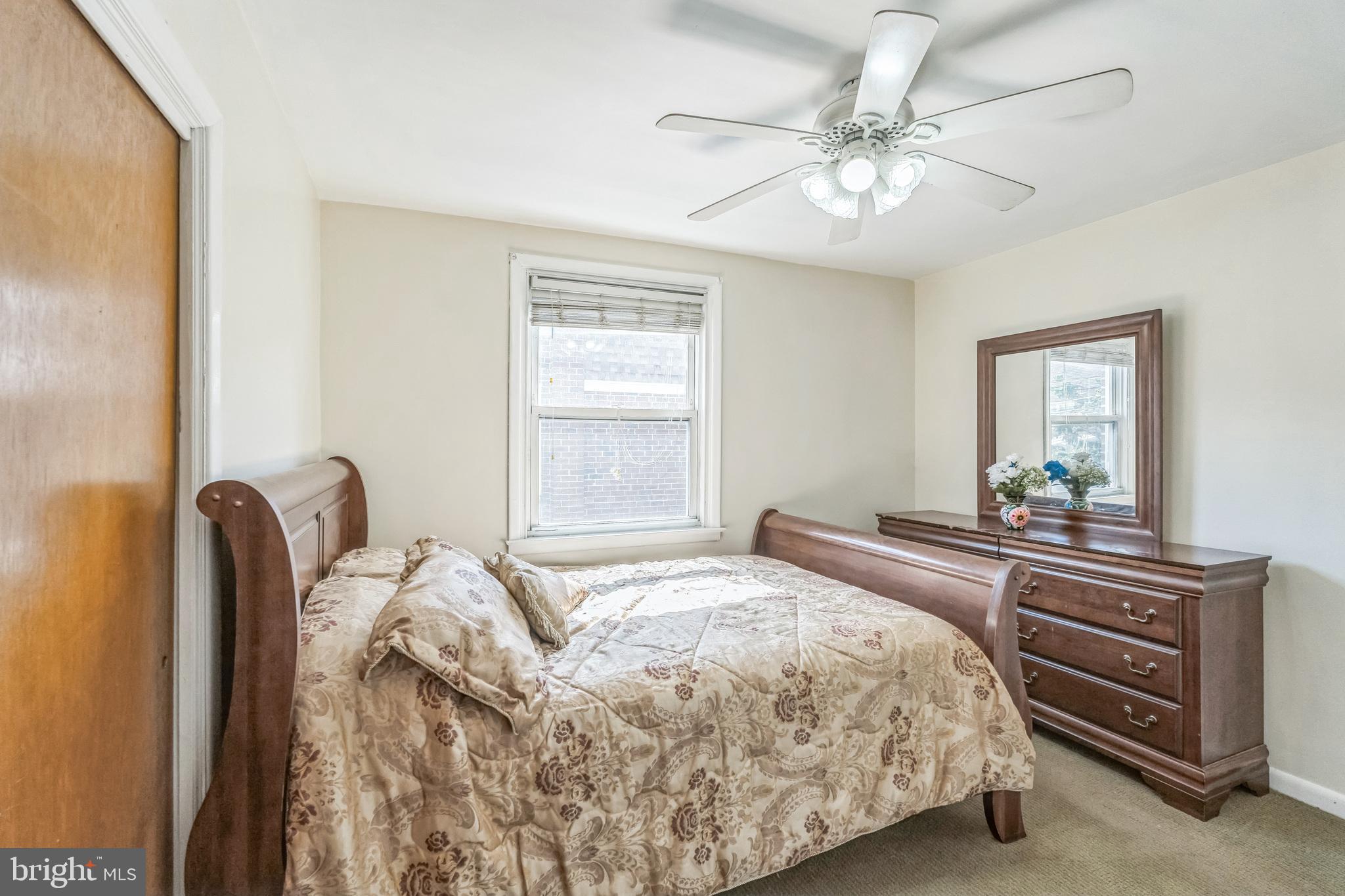 SOMERTON - Residential