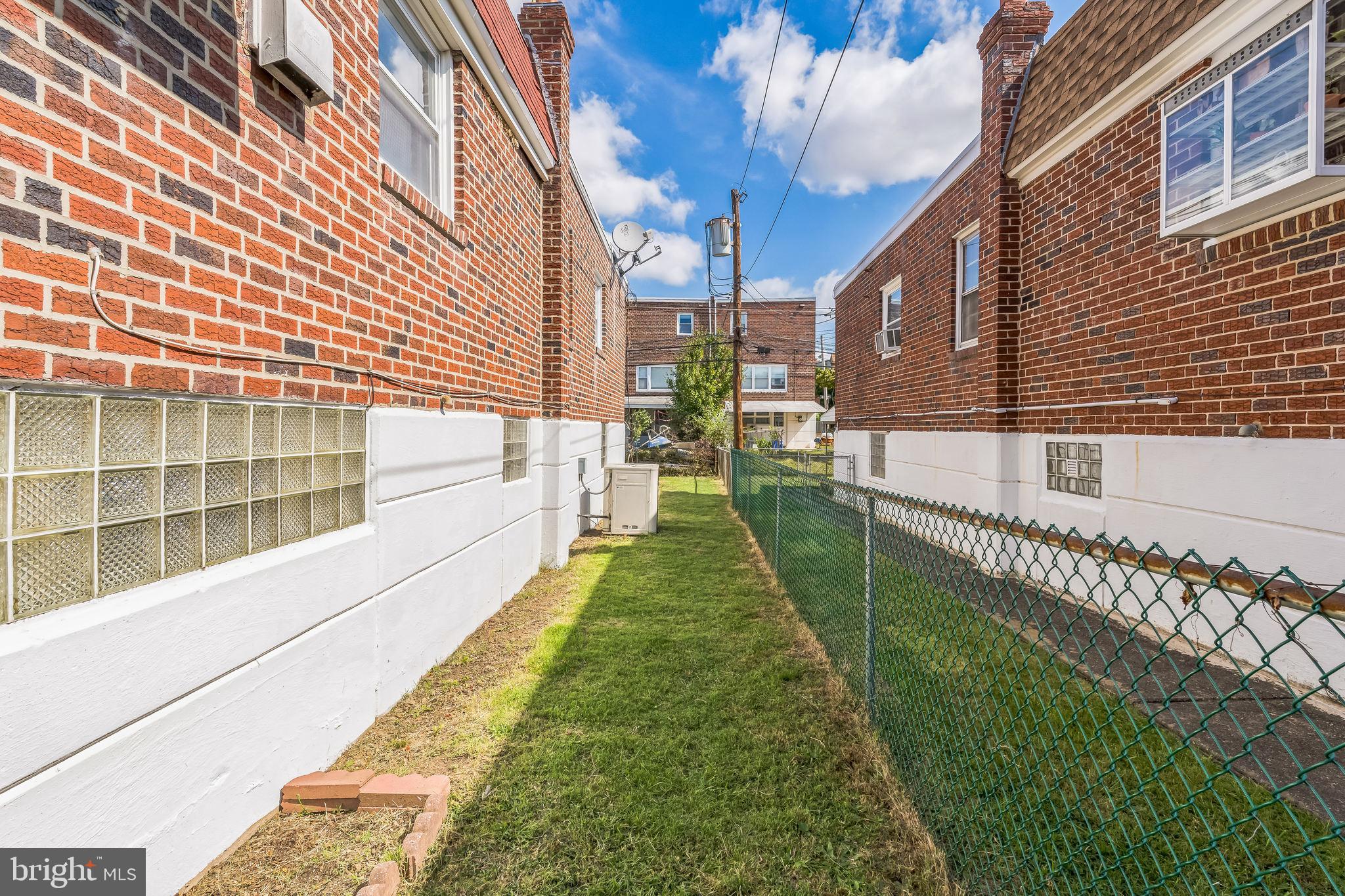 SOMERTON - Residential