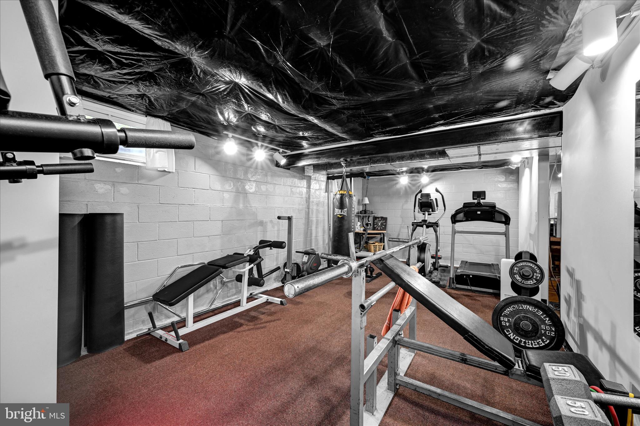 BUTTONWOOD - Residential