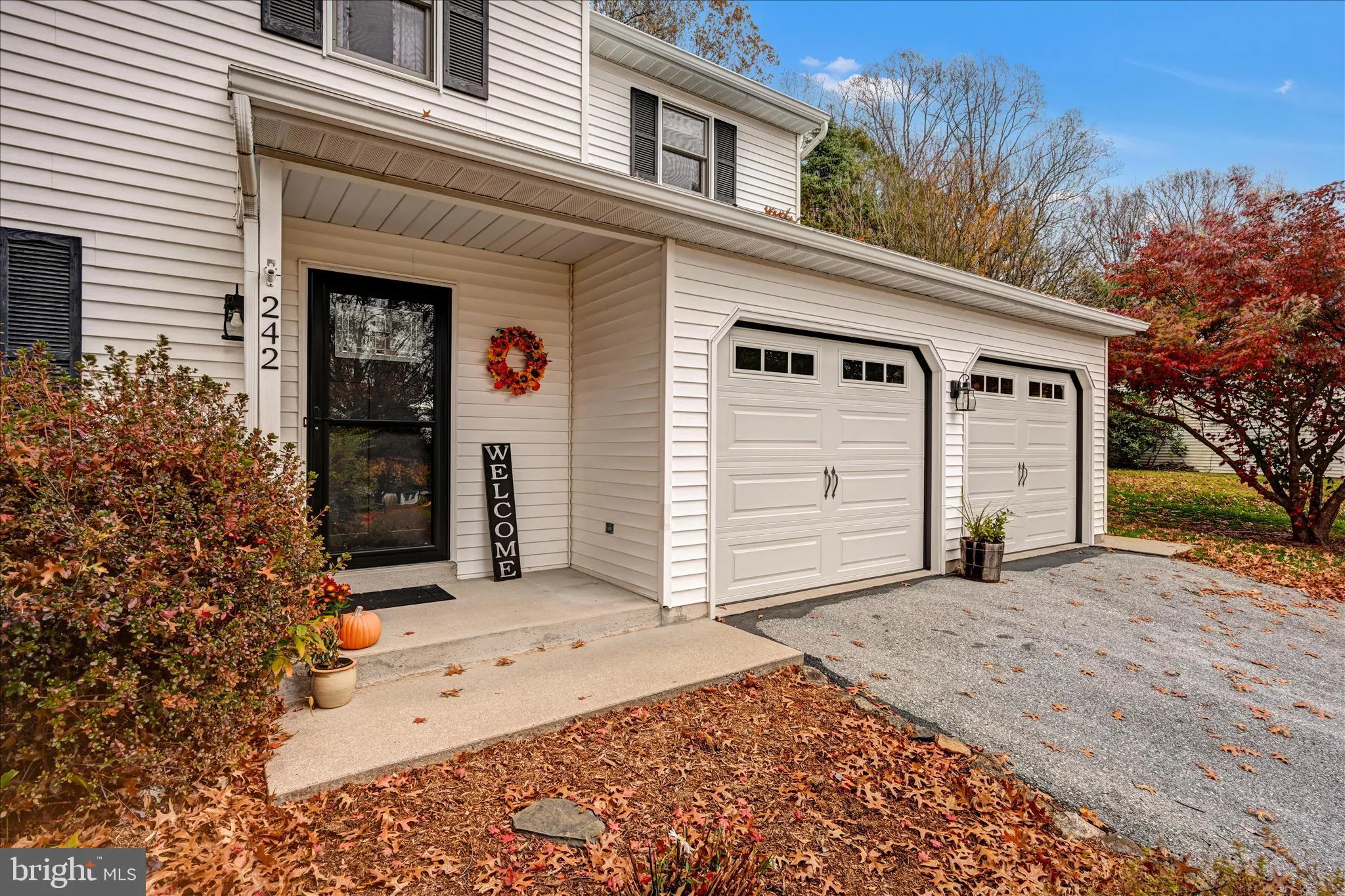 Elizabethtown, Pennsylvania 17022, United States, 4 Bedrooms Bedrooms, ,3 BathroomsBathrooms,Residential,Coming Soon,242653