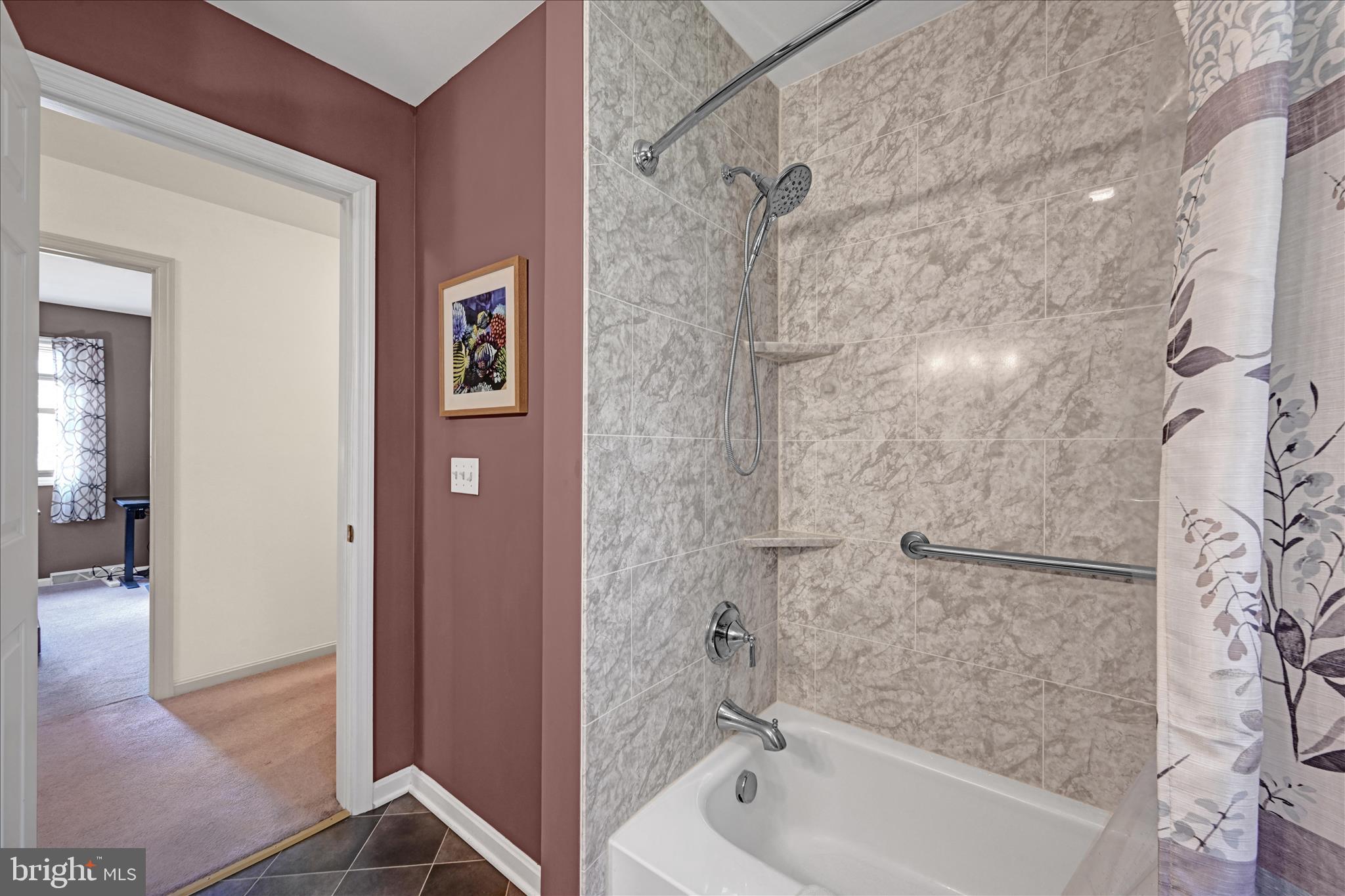 BUTTONWOOD - Residential