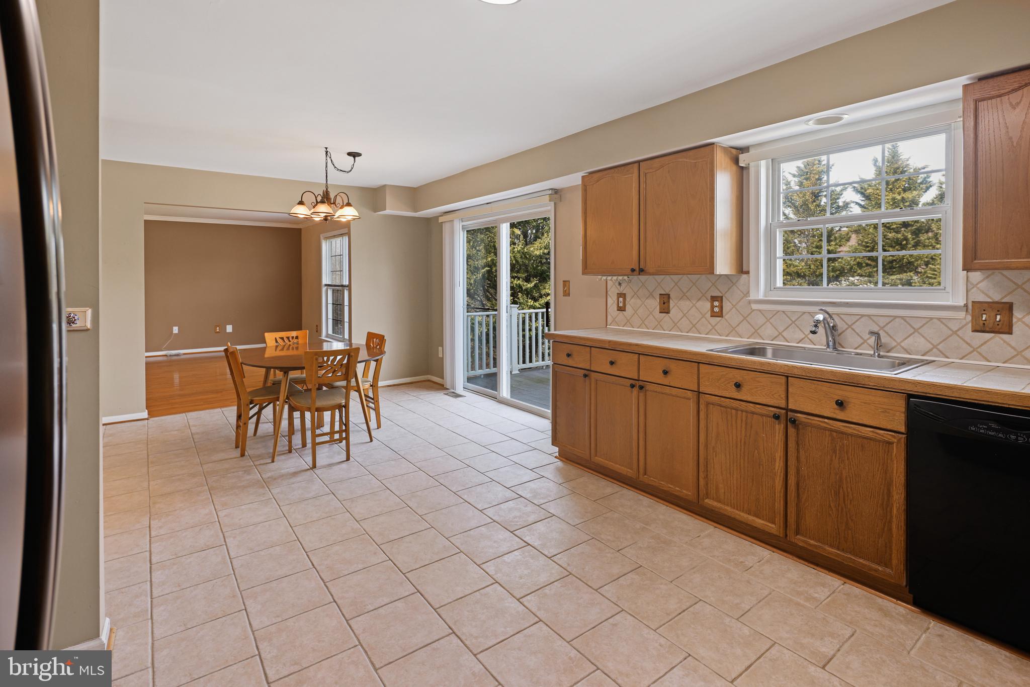 SUMMIT RIDGE - Residential