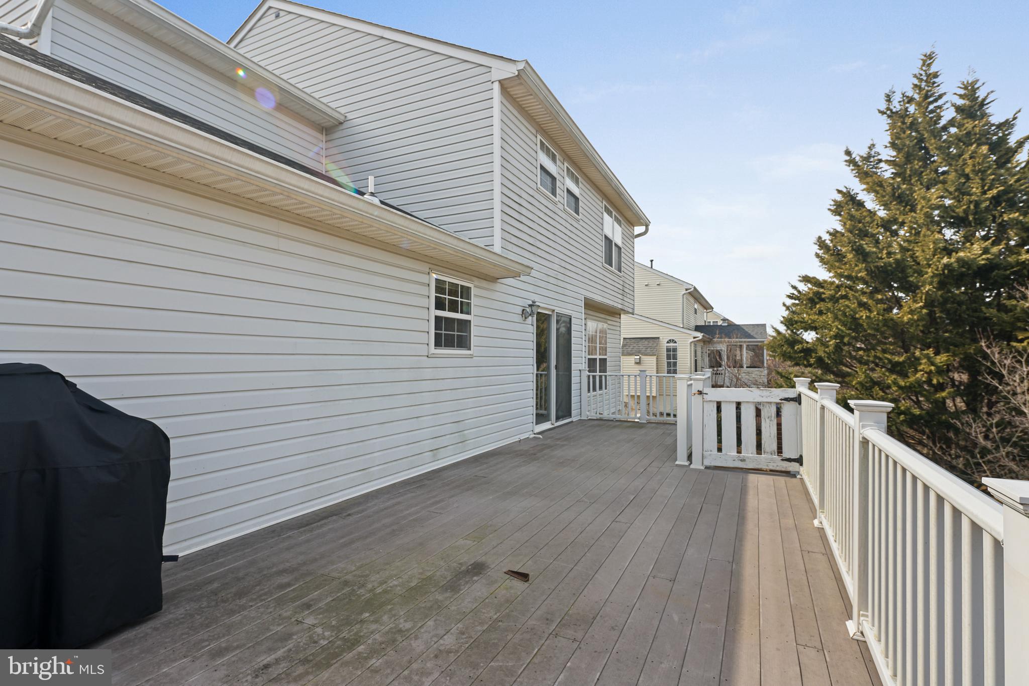 SUMMIT RIDGE - Residential