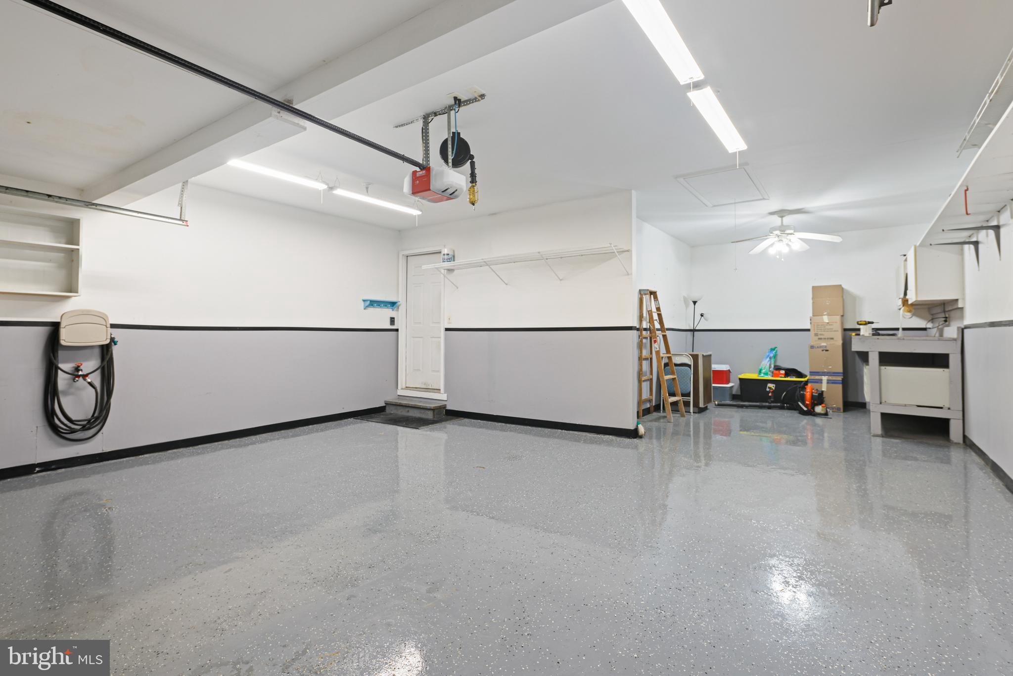 SUMMIT RIDGE - Residential