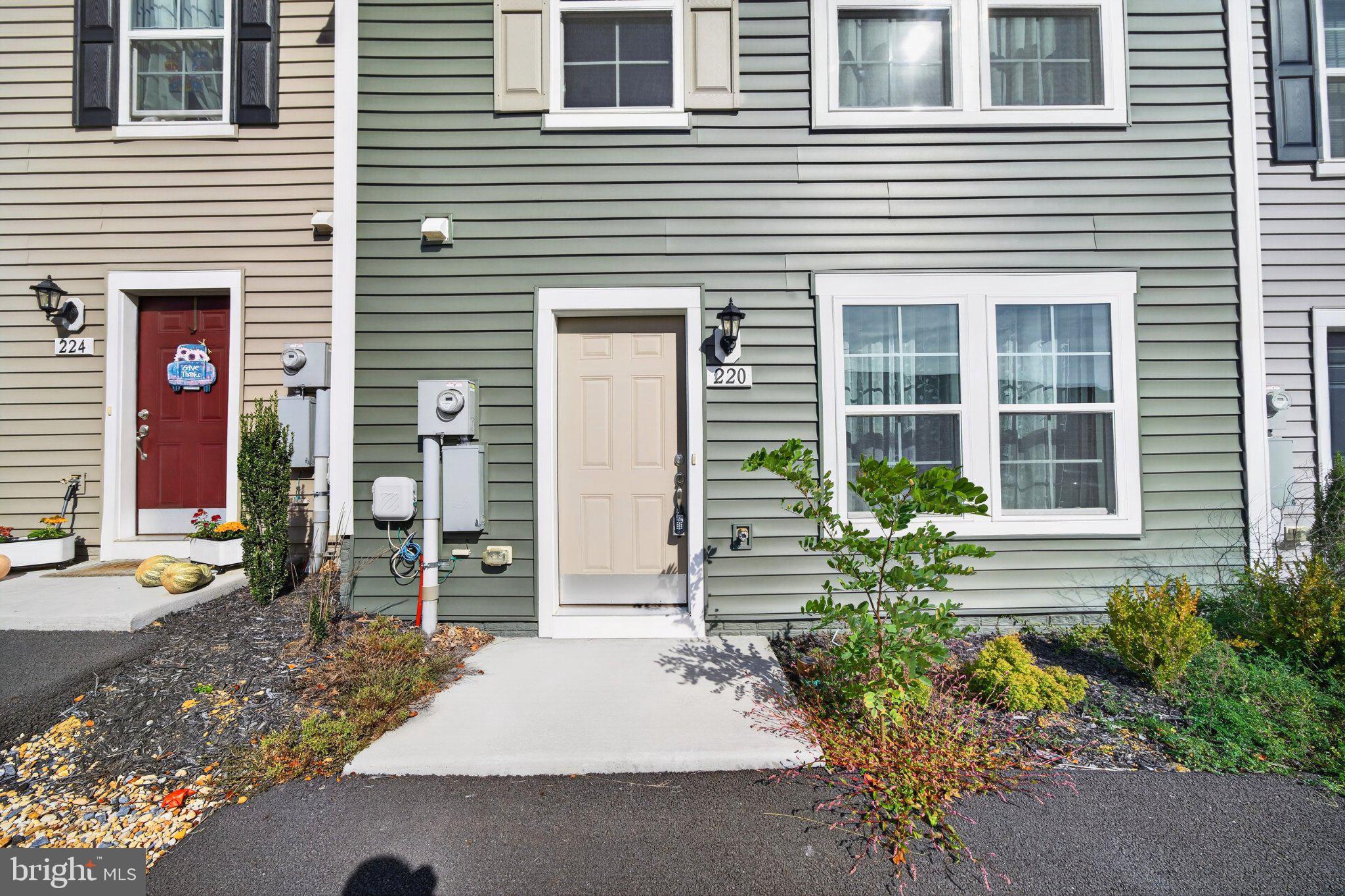220 GENTLE BREEZE DRIVE